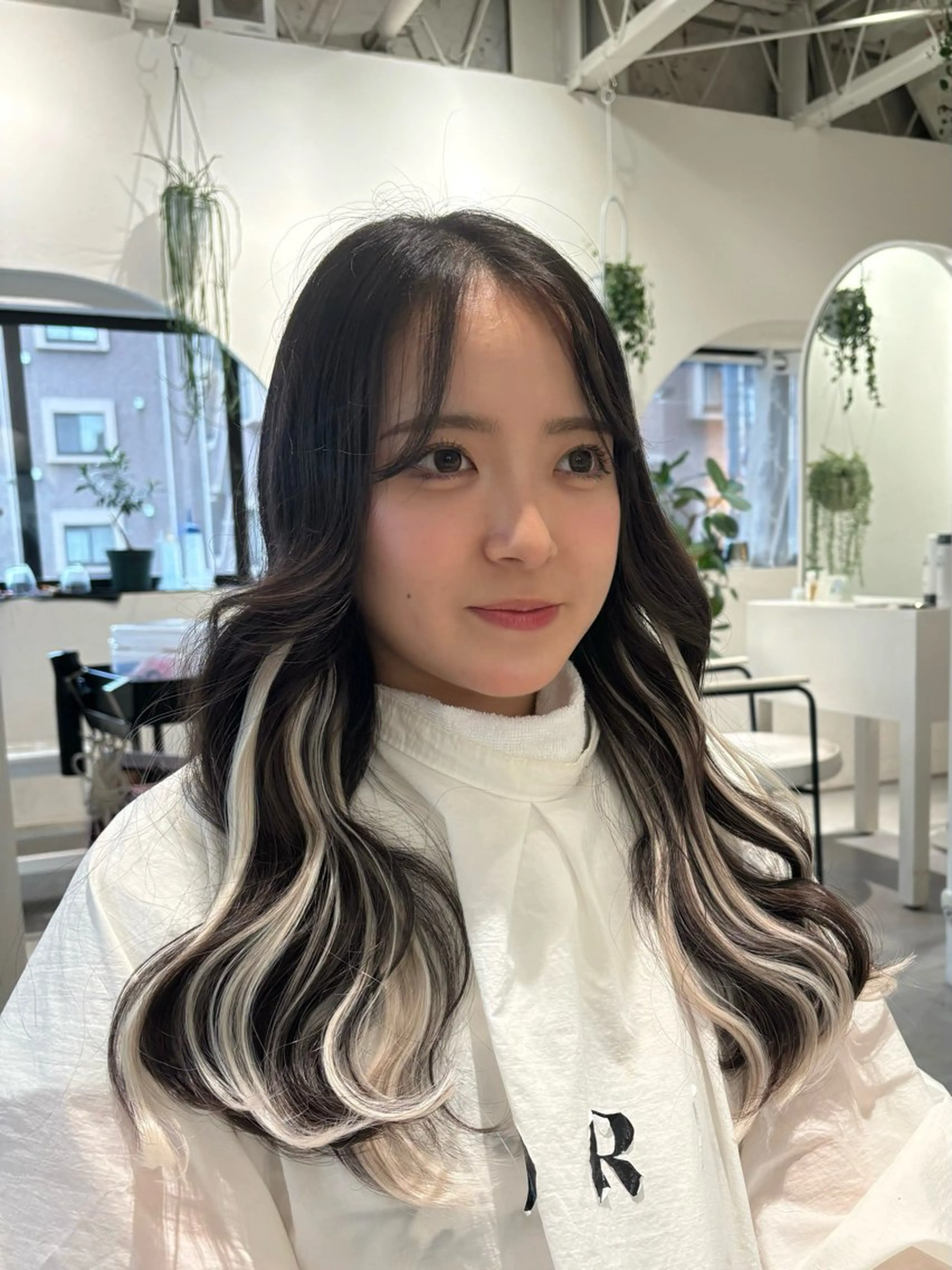 ロング エクステ 美容室ORIKA AI レイヤーカットのヘアスタイル