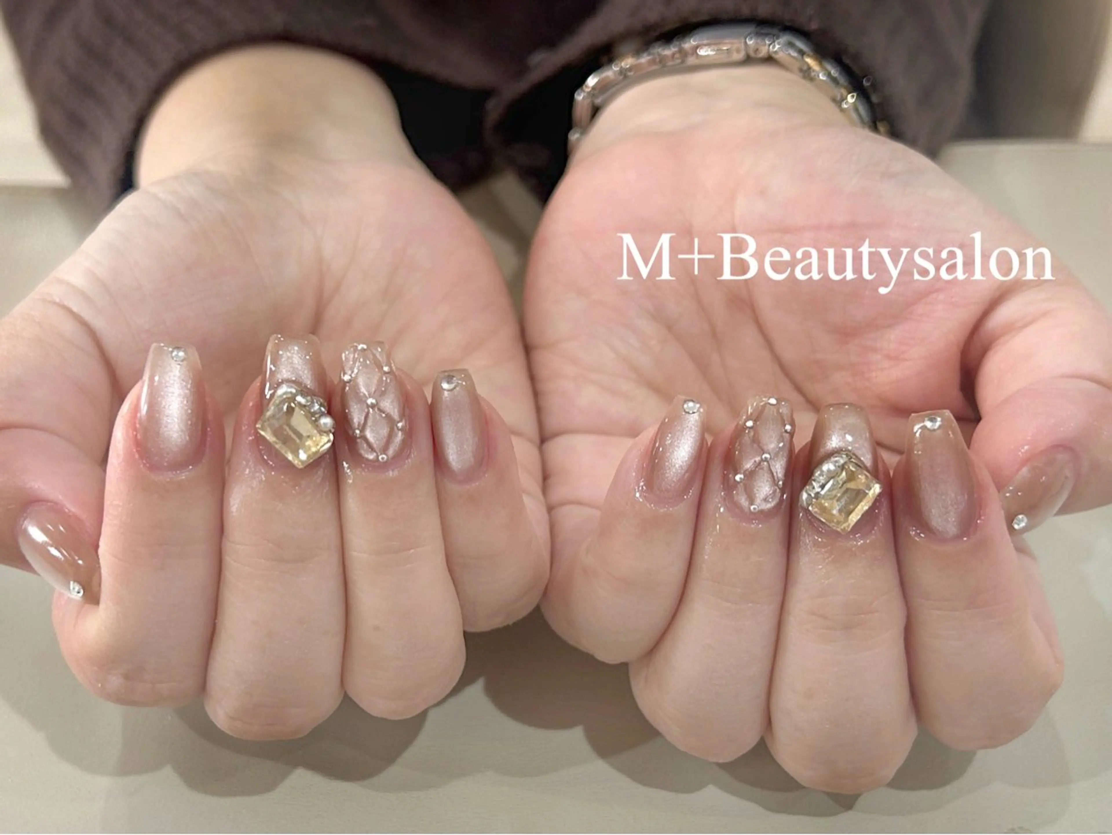 ネイル M+  Beauty Salonのネイルデザイン