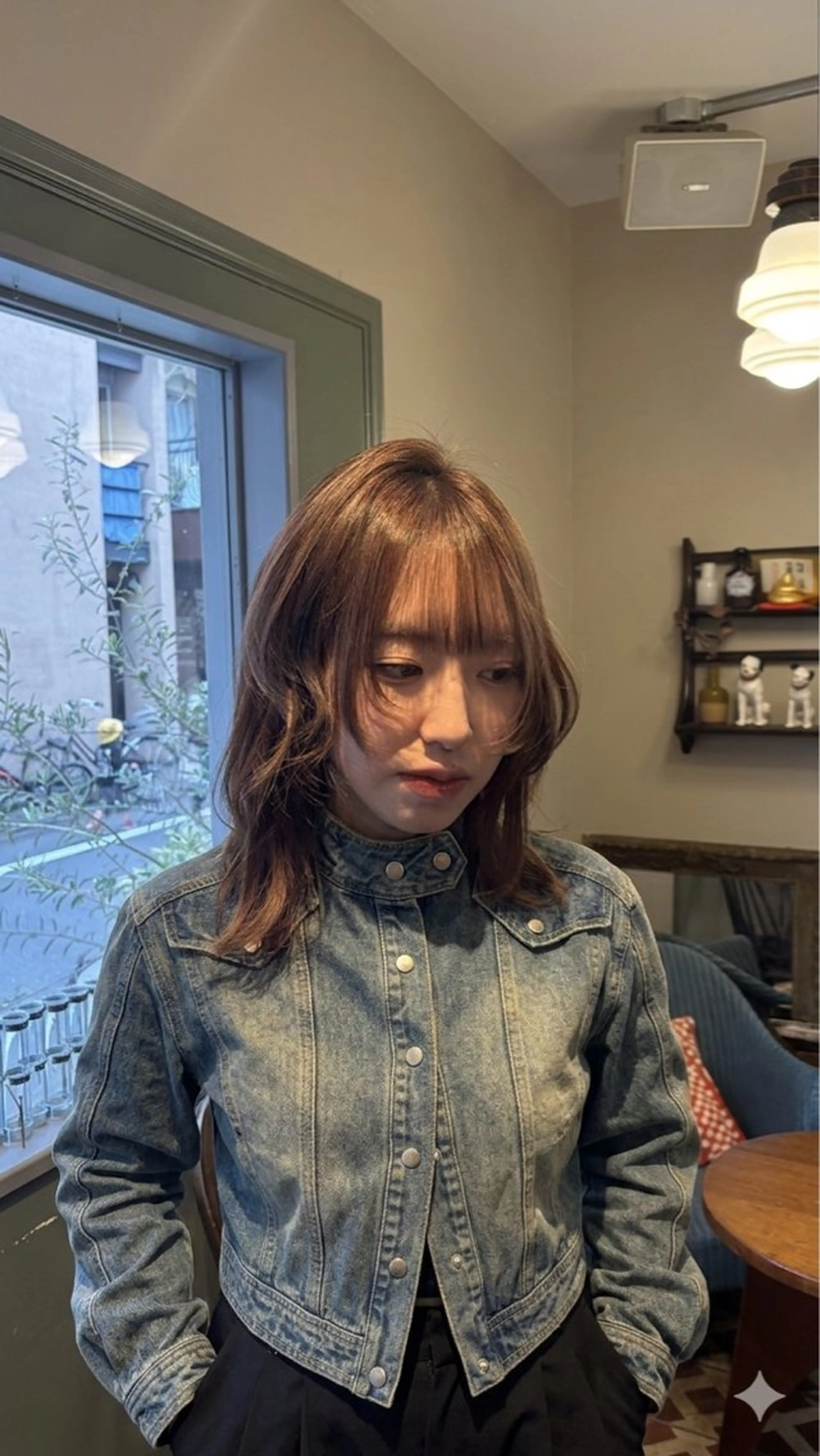 ミディアム 甲斐 真桜のヘアスタイル