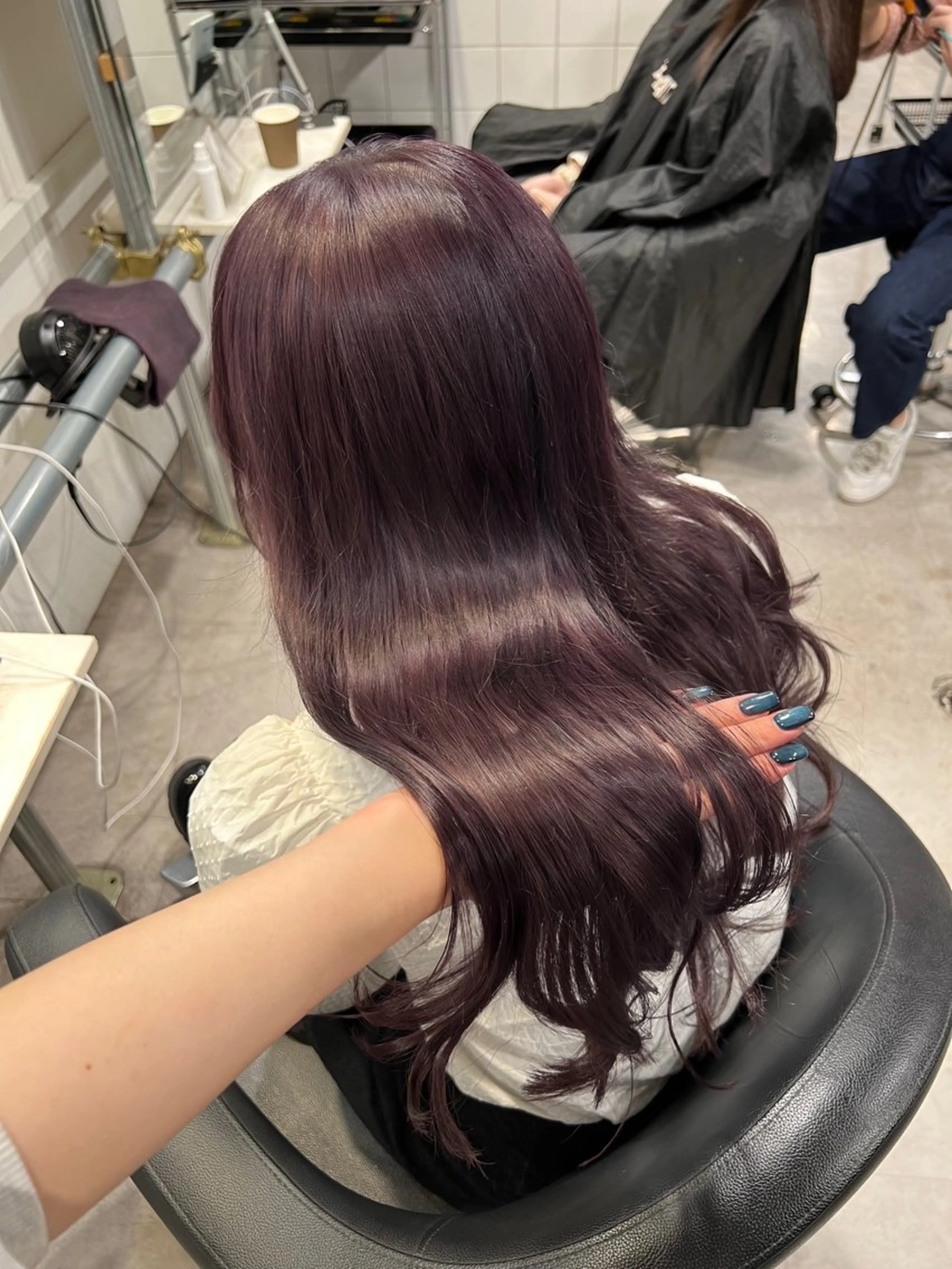 ロング カラー 暗髪🩶ラベンダー/ ブルー/ユウナ🤍のヘアスタイル