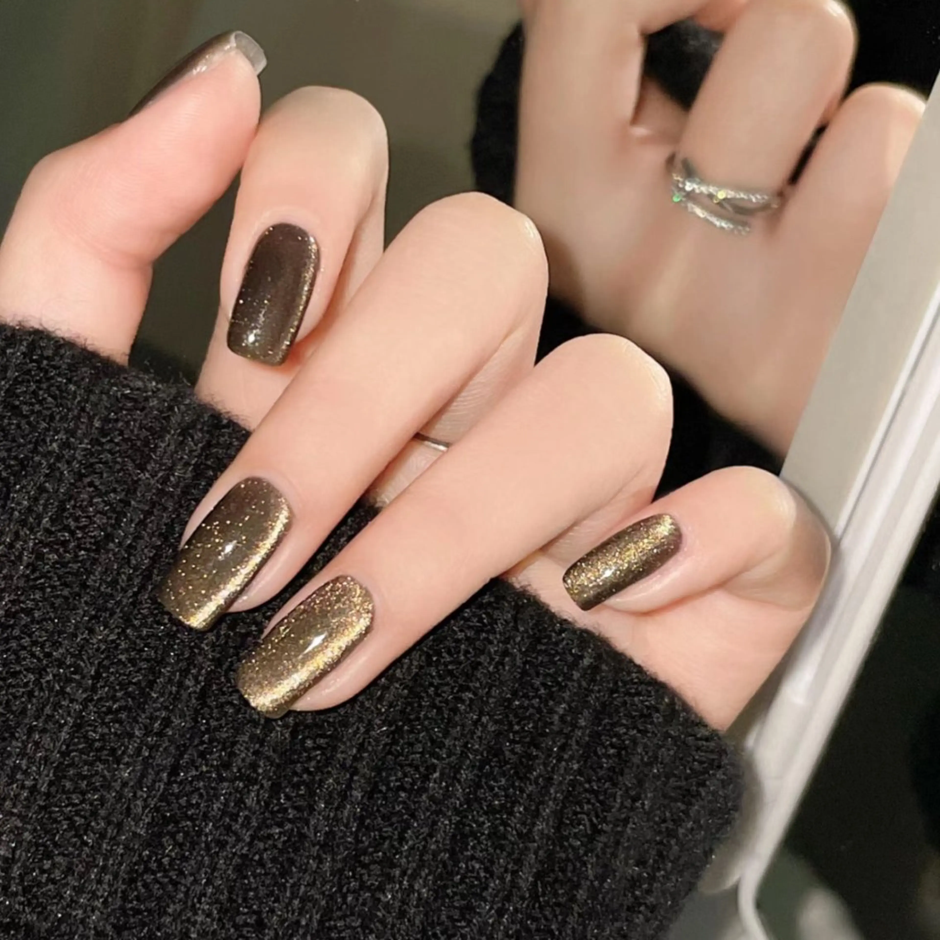 ネイル 坂本 菜々子のネイルデザイン