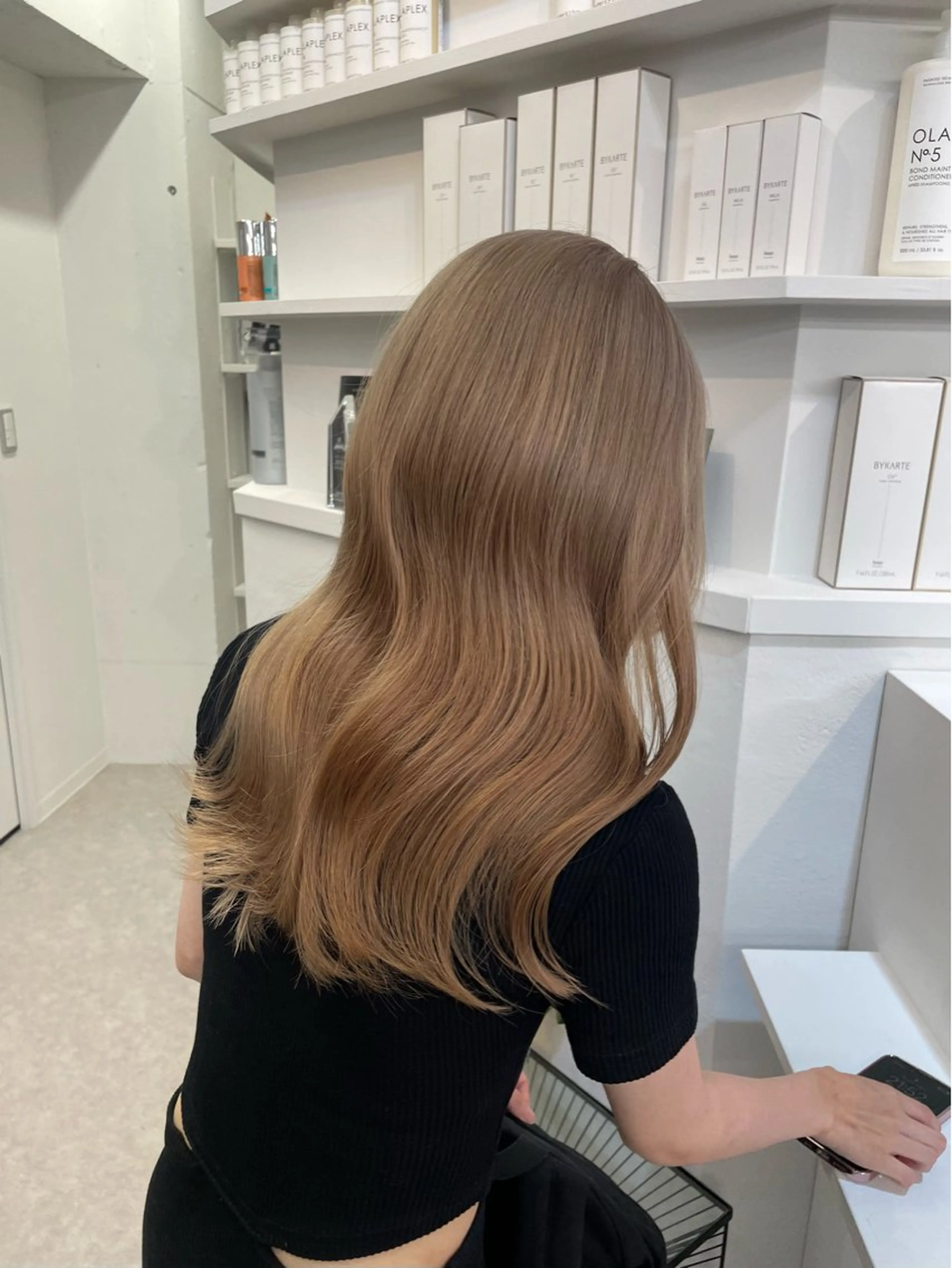 ロング カラー ベージュカラー ミルクティーベージュ ヘアカラー ミルクティー/ピンク 🎀momo🎀のヘアスタイル