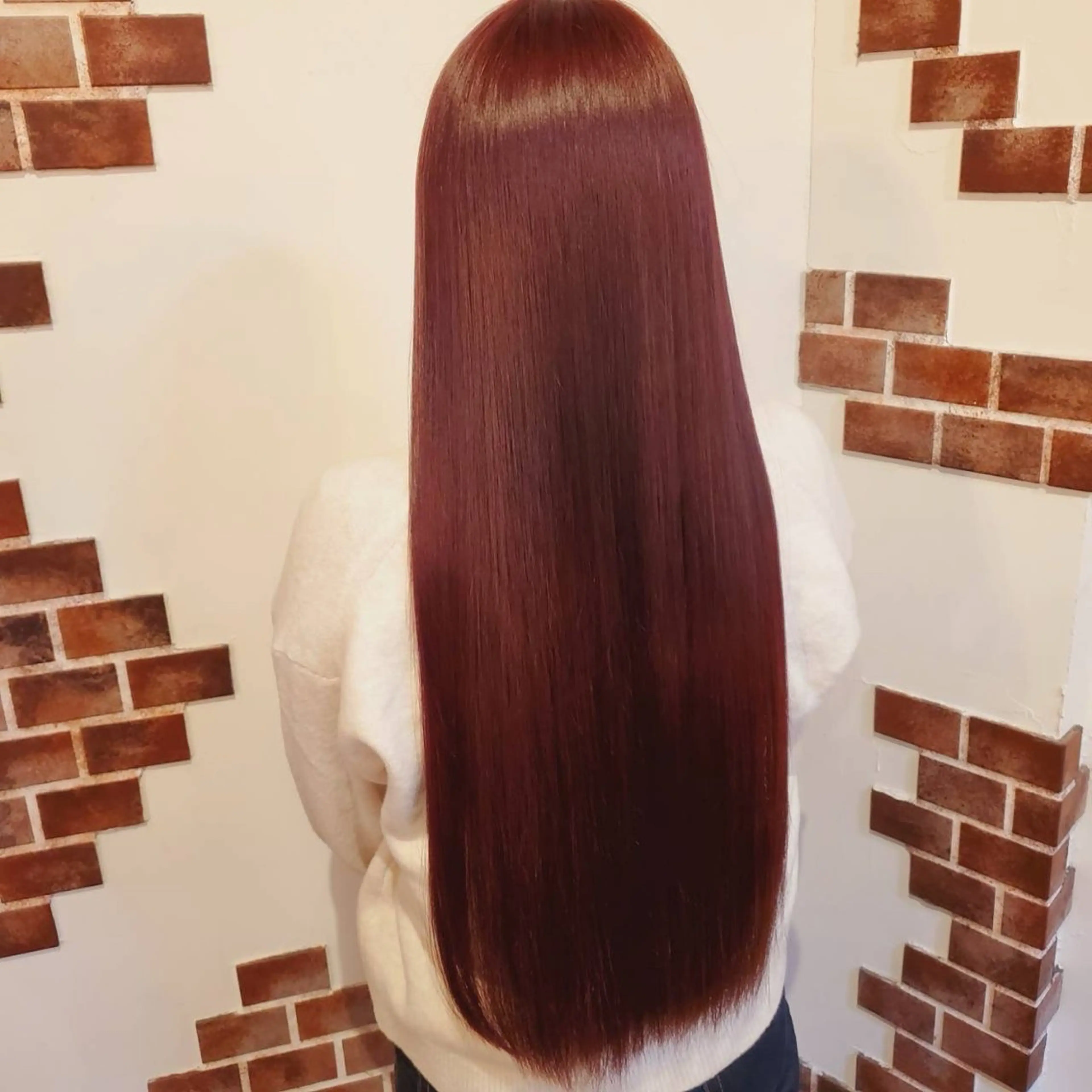 ロング ヘアカラー ブリーチ・カットモデ ル募集中🫧高口小春のヘアスタイル