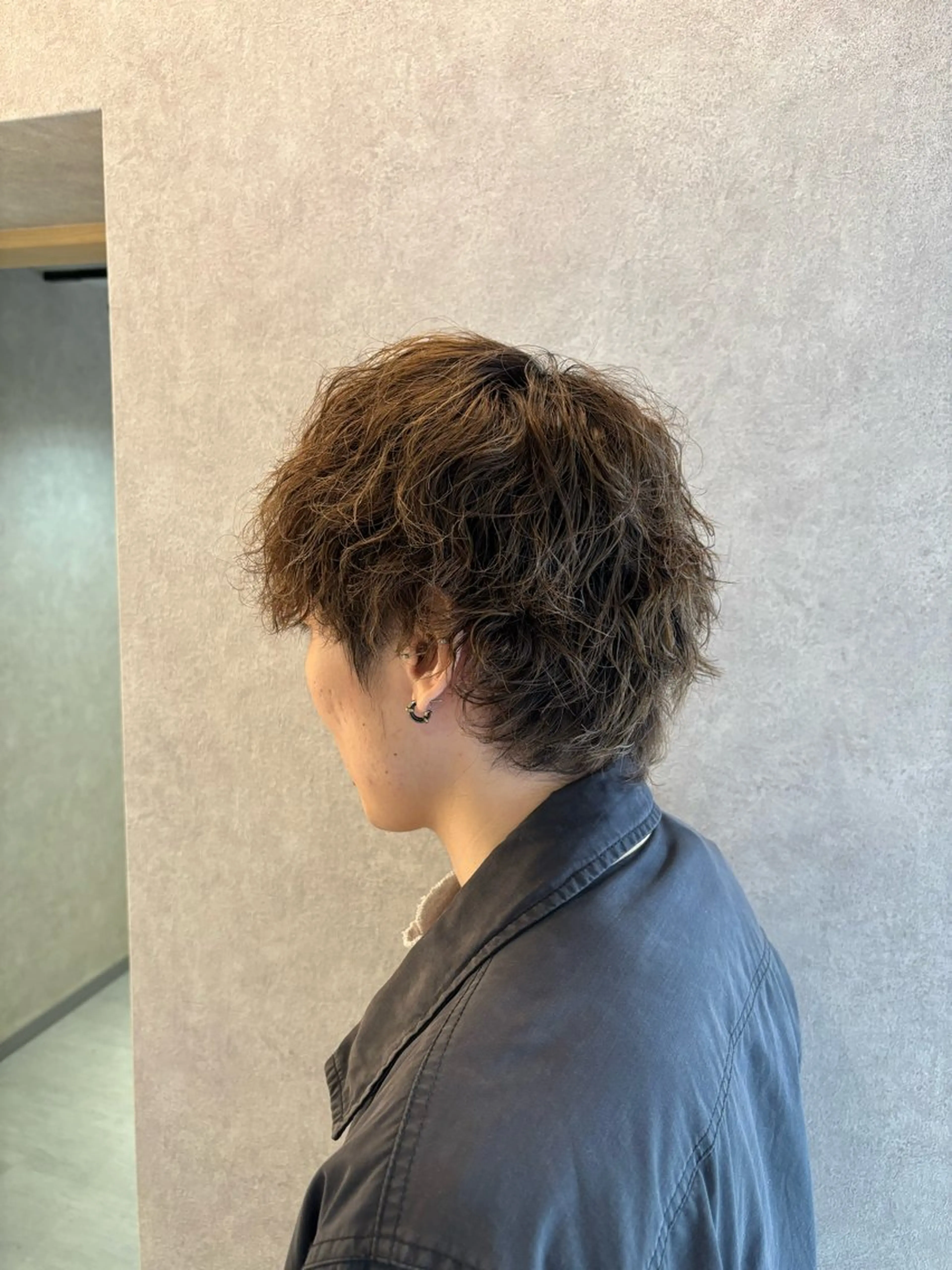 ミディアム ミディアムパーマ カット パーマ トリートメント little 小濱彰太のヘアスタイル