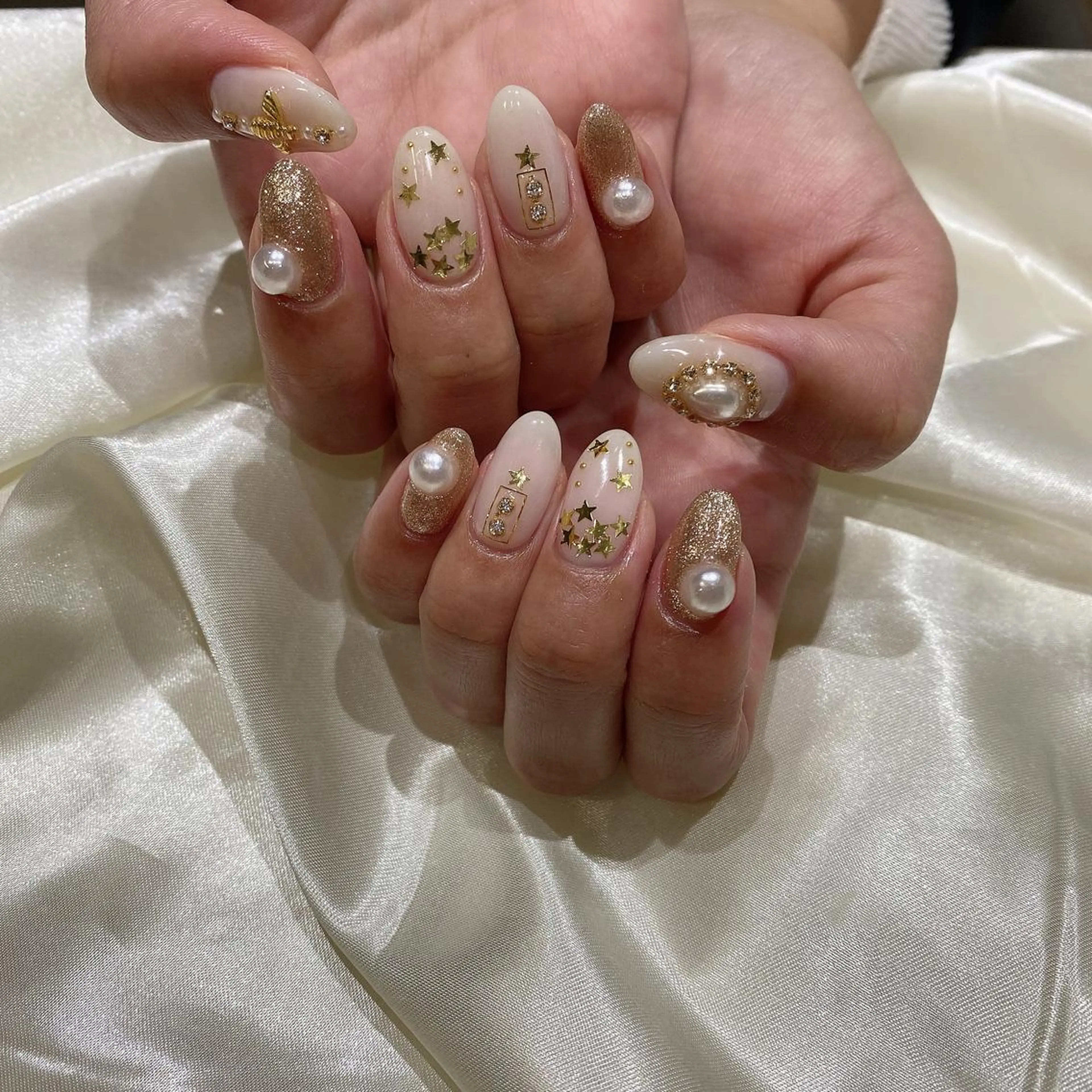 ネイル ハンドネイル 西岡 杏のネイルデザイン