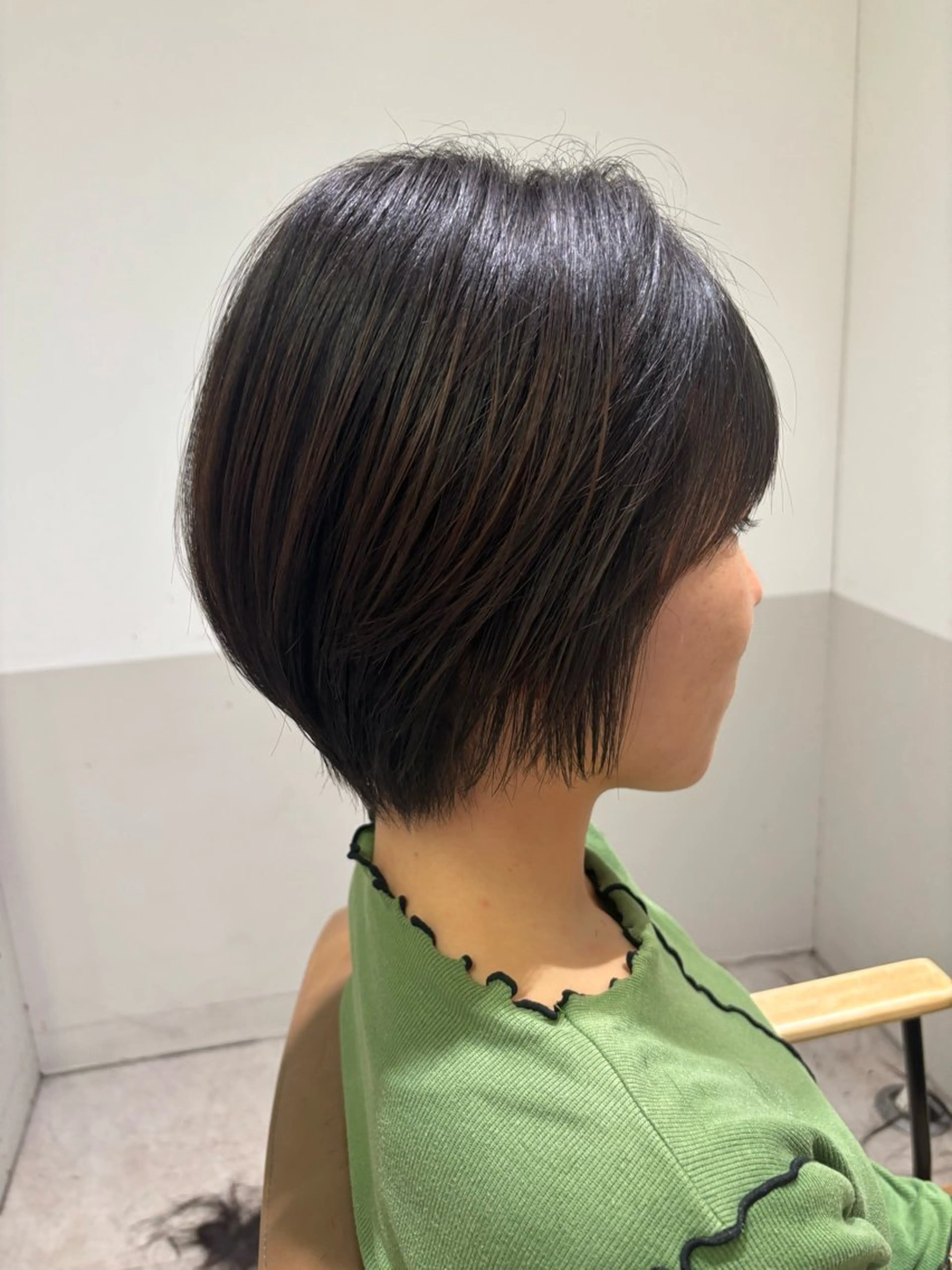 ショート 🥇赤み消しカラー／ 髪質改善の匠🥇のヘアスタイル