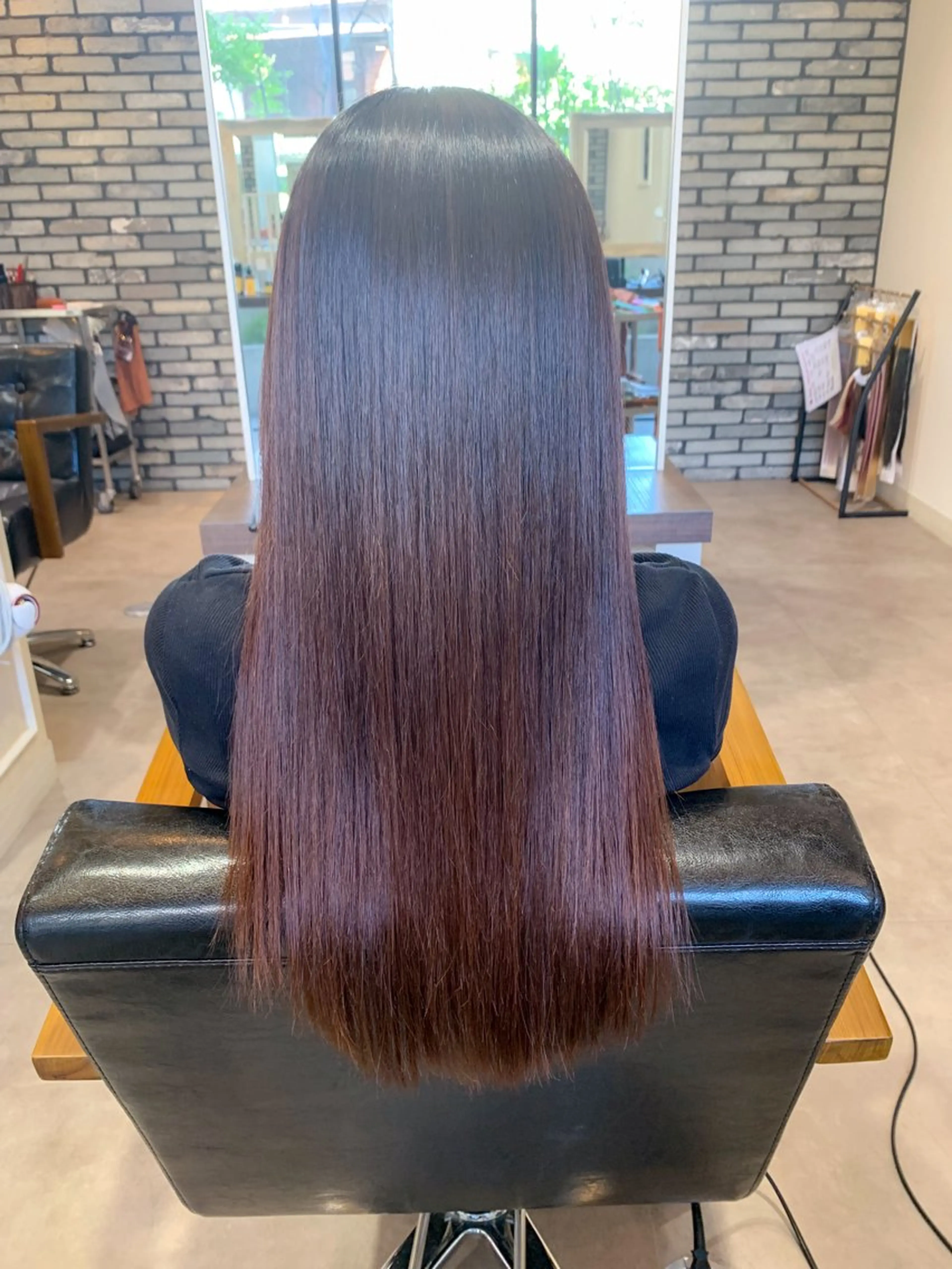 ロング カット 縮毛矯正 トリートメント Uni.所属・地毛風ストレート/ 髪質改善/榎本流行のヘアスタイル