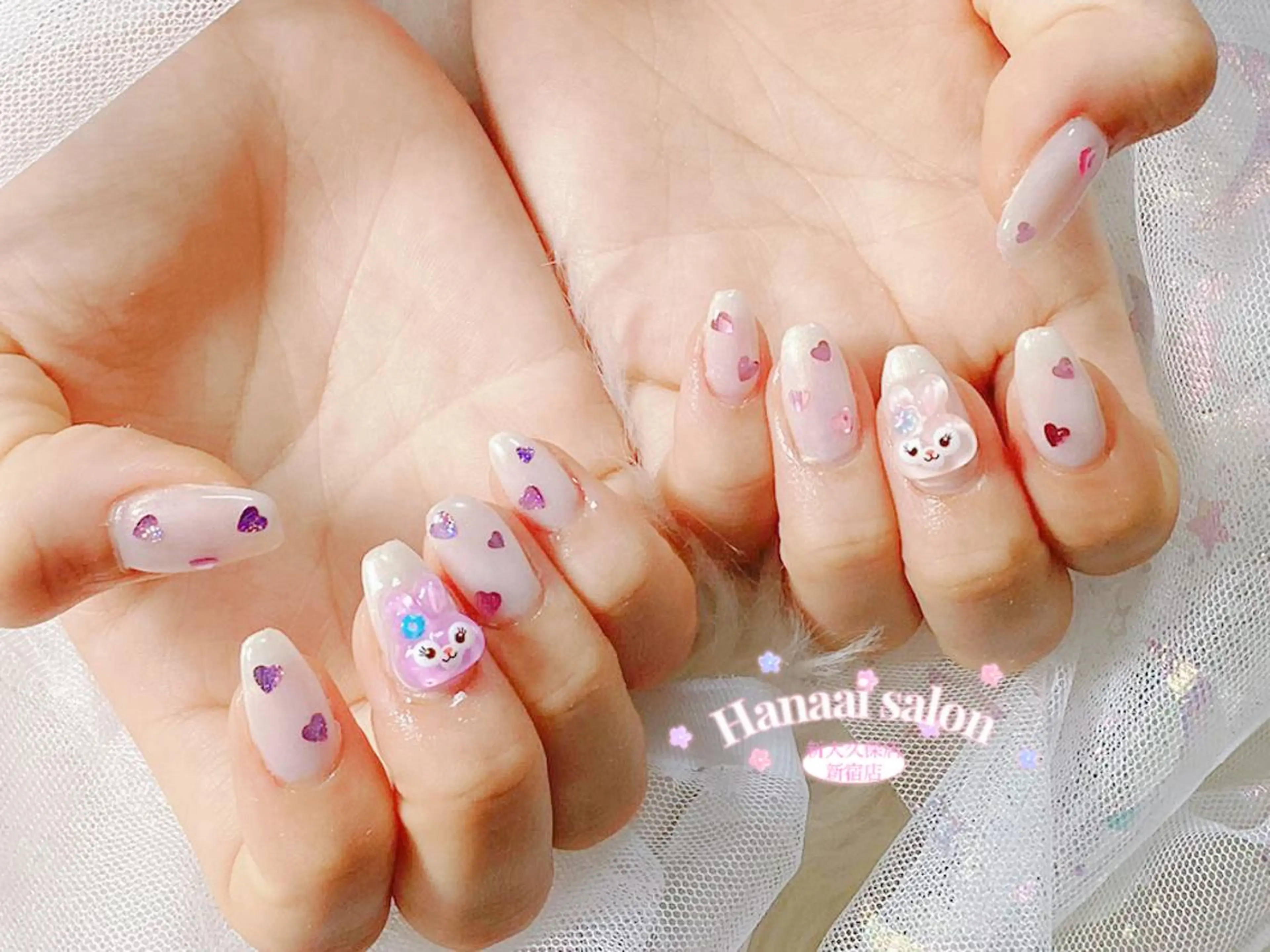 ネイル アートネイル フラッシュネイル フットネイル ジェルネイル グラデーション Hanaai Salon新大久保店のネイルデザイン