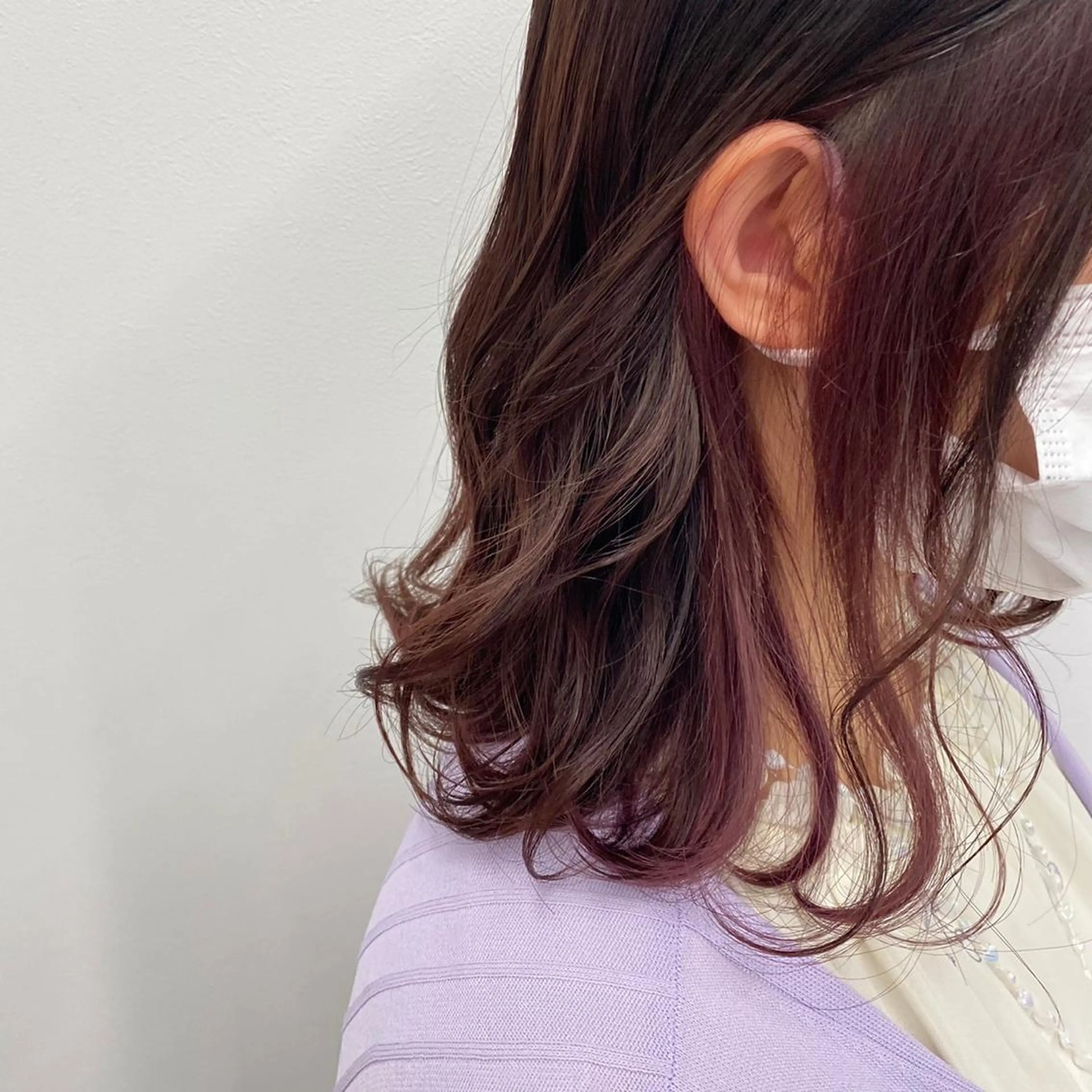セミロング カラー 透明感カラー インナーカラー ピンクカラー ヘアカラー レイヤー✂︎赤み消し 髪質改善/井上健太のヘアスタイル