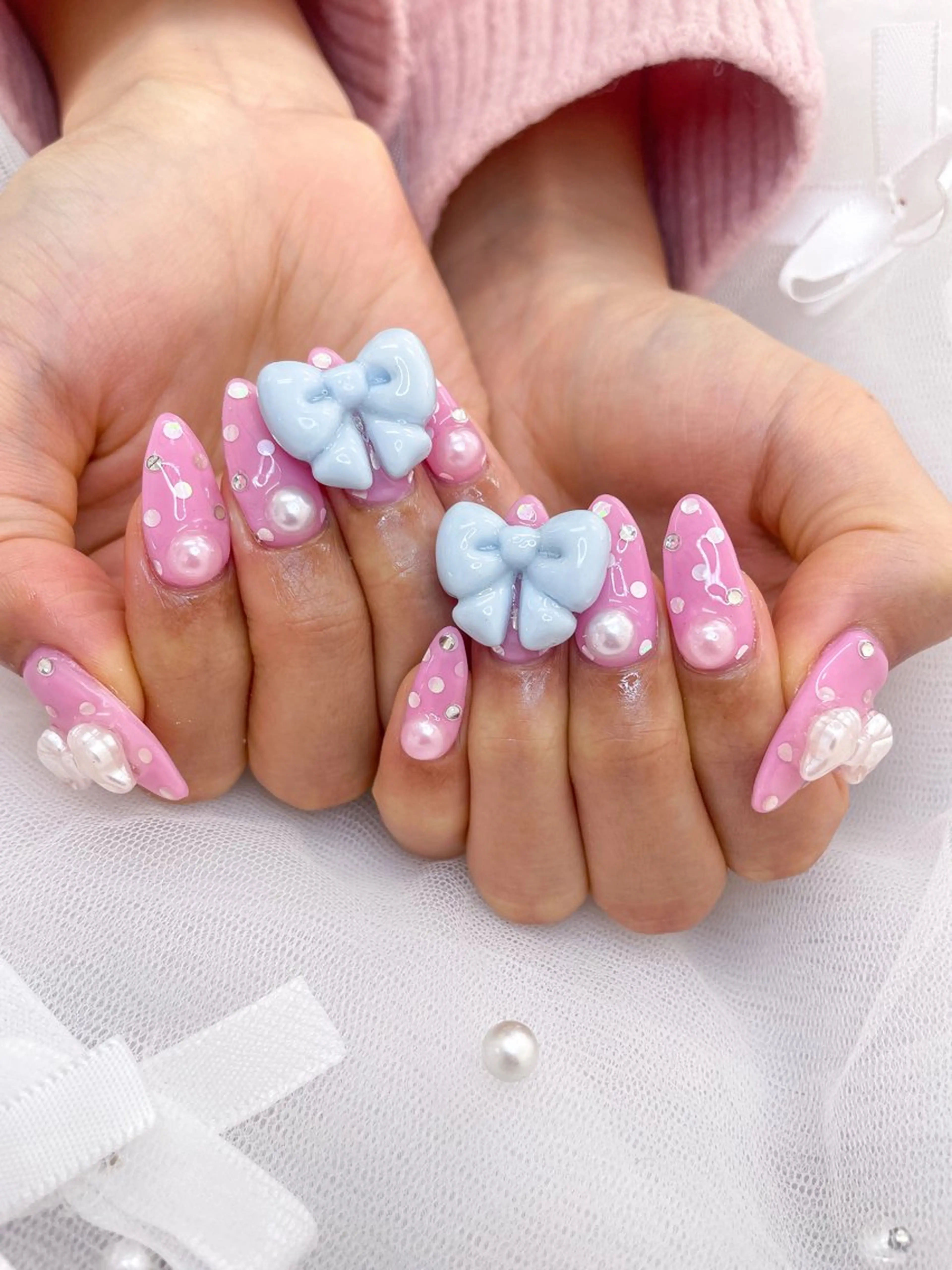 ネイル 持ち込み リボン ハンドネイル 五十嵐 美智のネイルデザイン