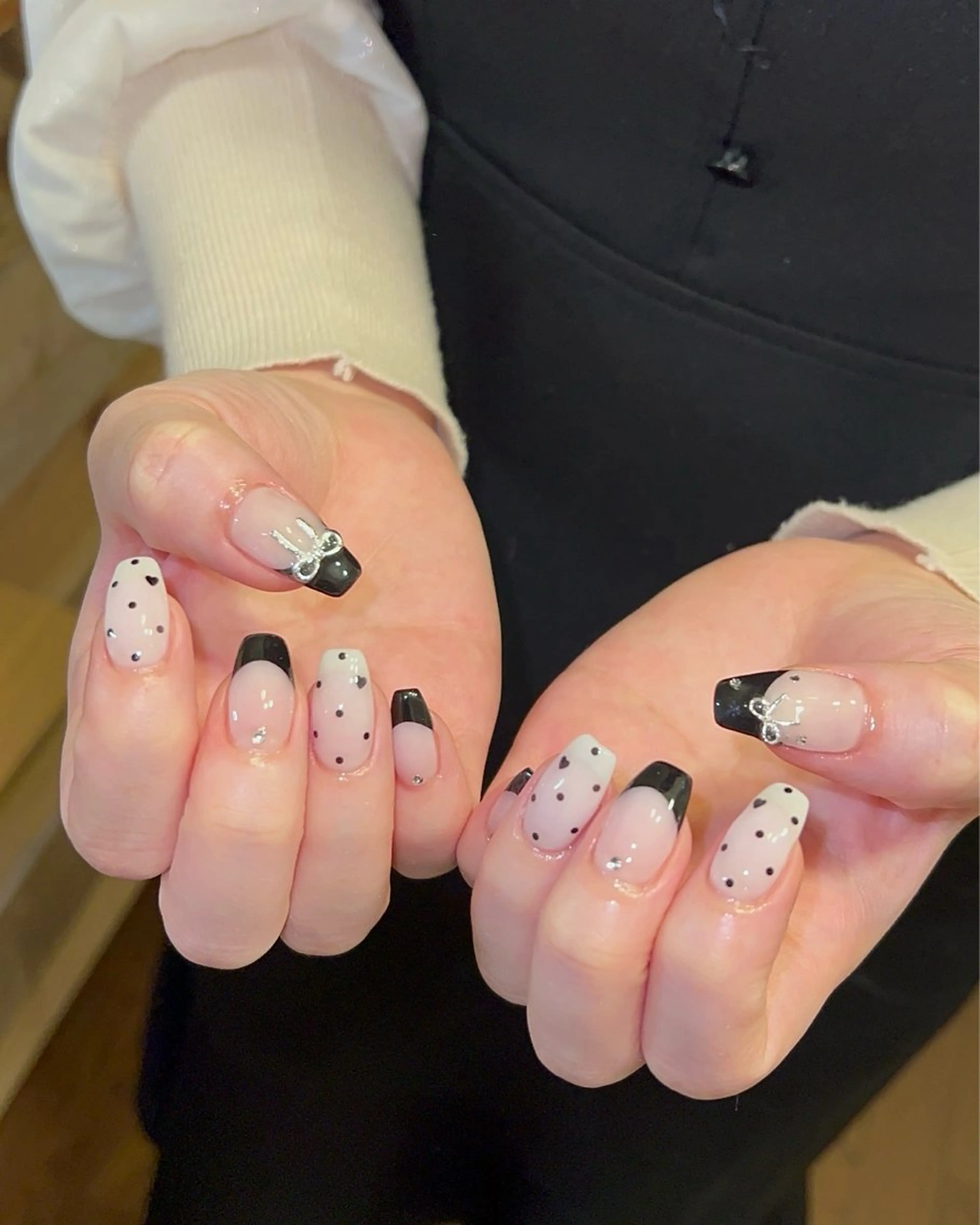 ネイル ハンドネイル フットネイル ハンドケア Nes.Nail所属・Miyagi Asamiのネイルデザイン