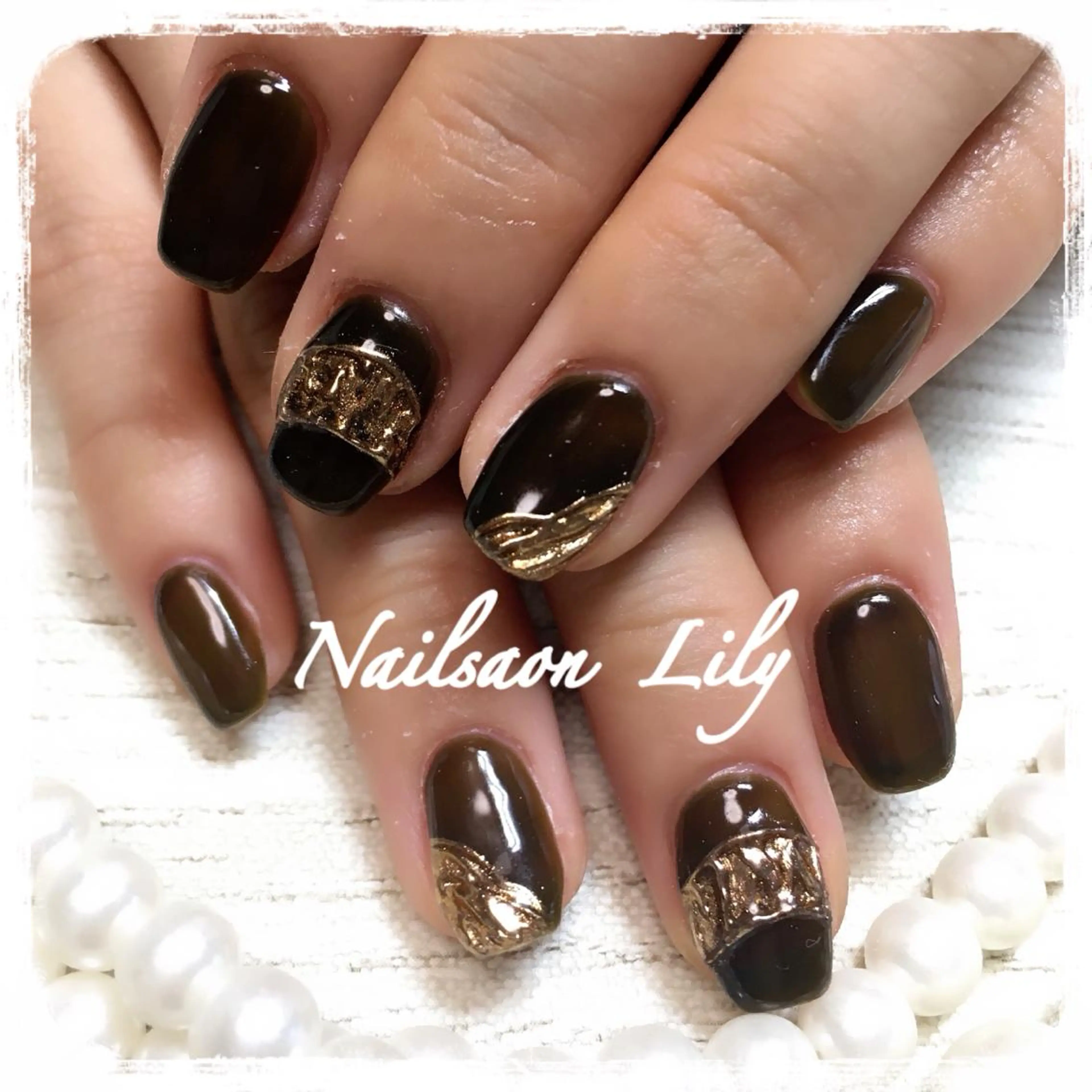 ネイル ミラーネイル Lily*nail 🌻Mii🌻のネイルデザイン