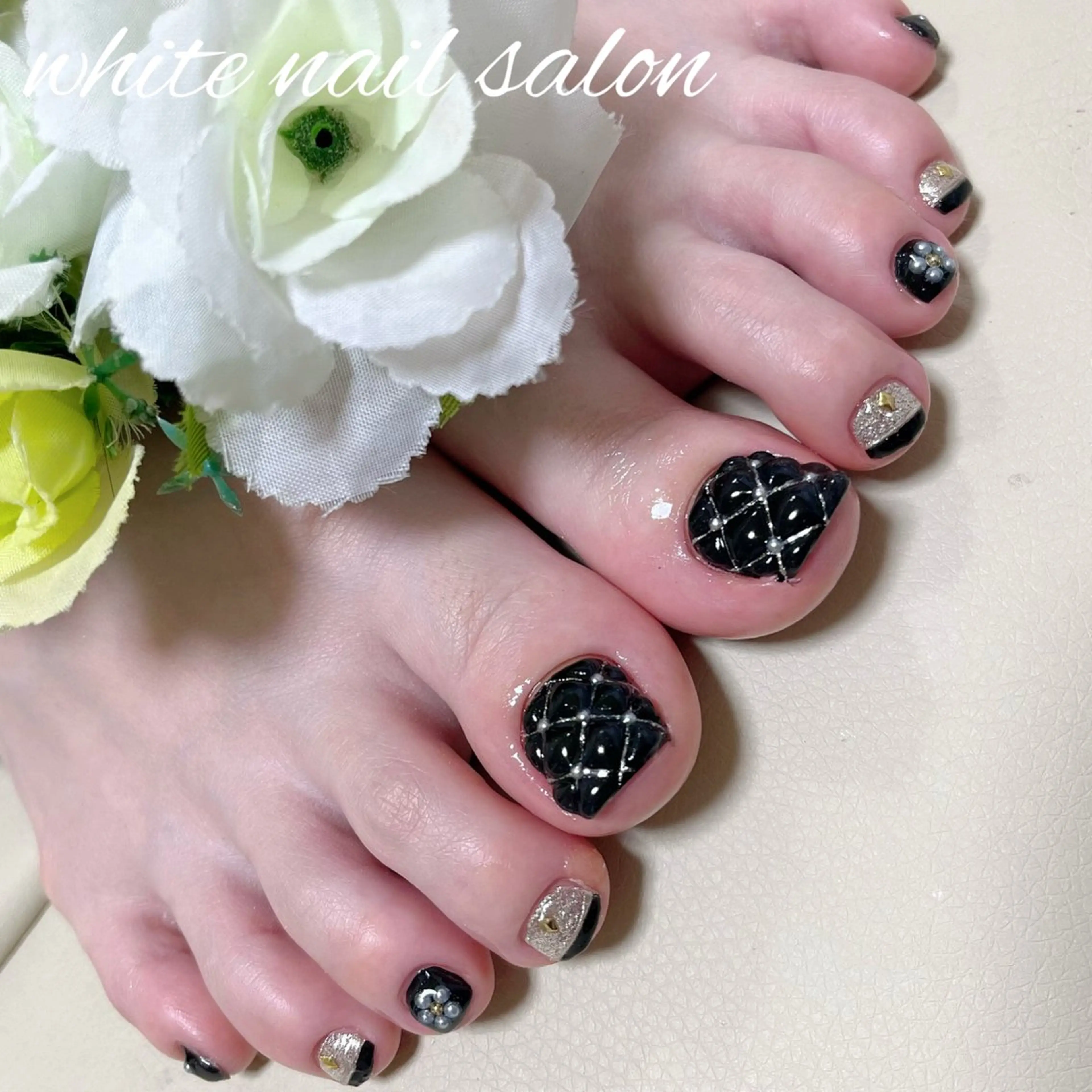 ネイル 持ち込み フットネイル white nail salonのネイルデザイン