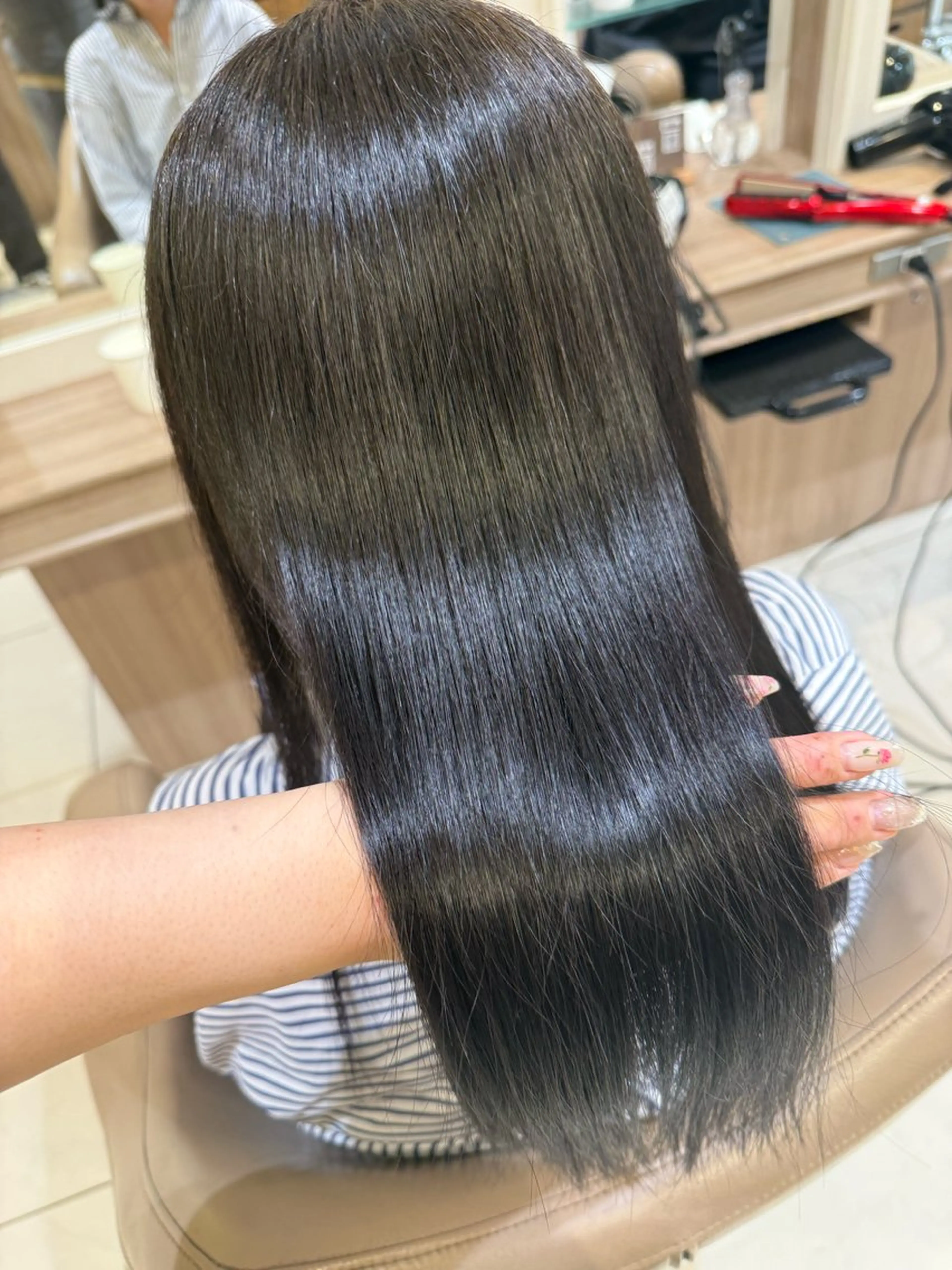 セミロング カラー カット ヘアカラー トリートメント 韓国ヘアメイク🎀/ 縮毛矯正✨山本媛香のヘアスタイル