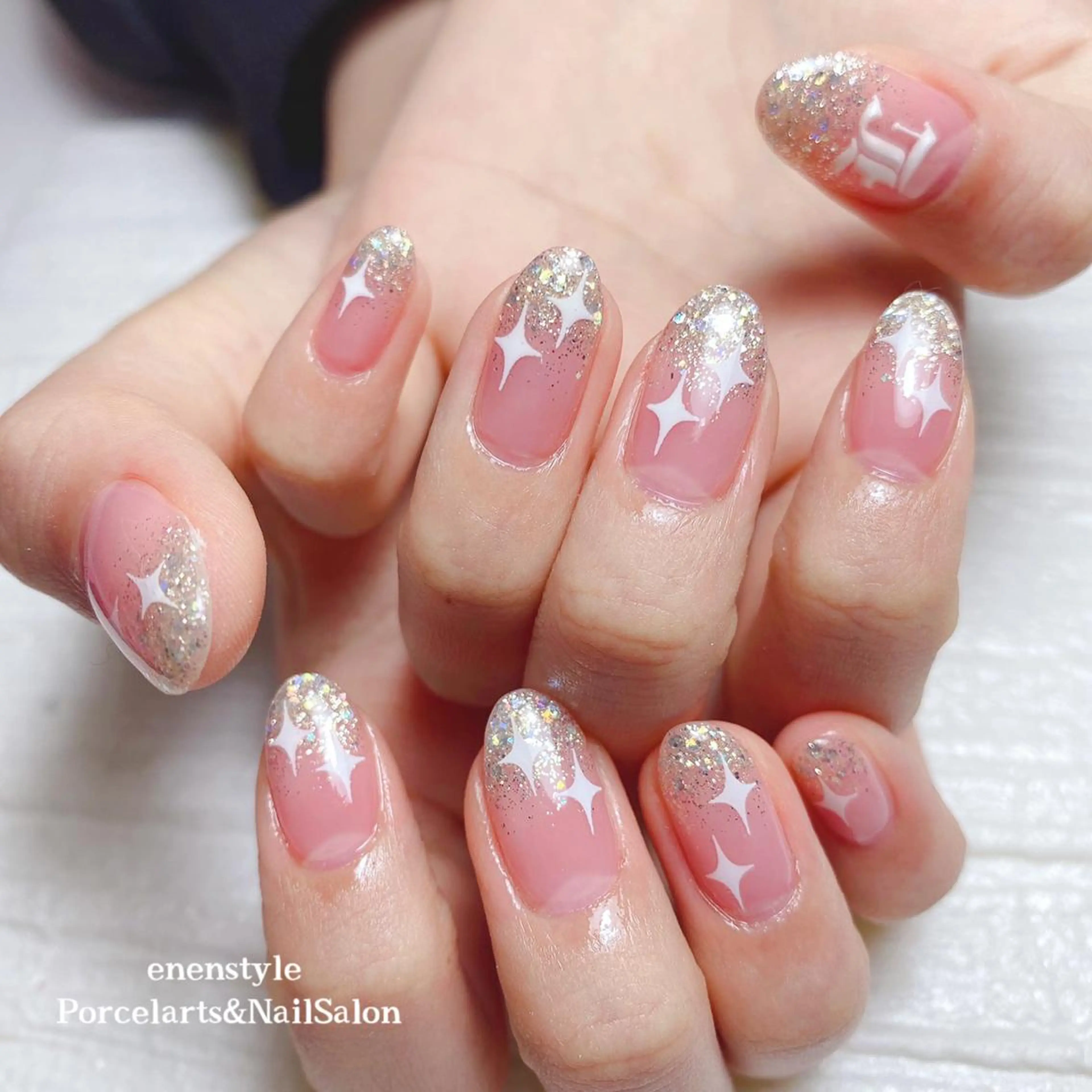 ミディアム ネイル 👑enen style👑のネイルデザイン