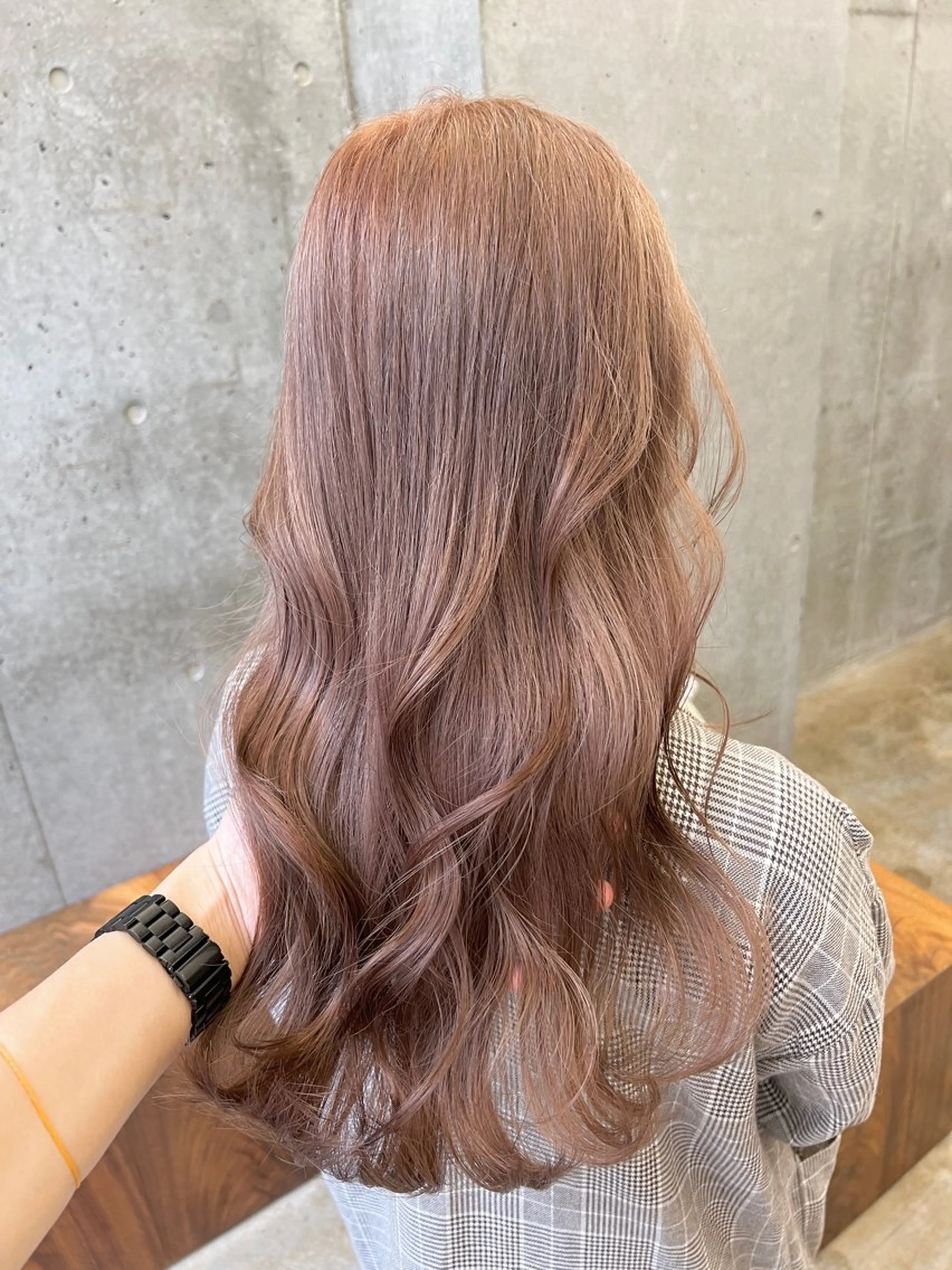 ✨成人式前の【学生限定】✨ブリーチ+カラー+トリートメントの写真