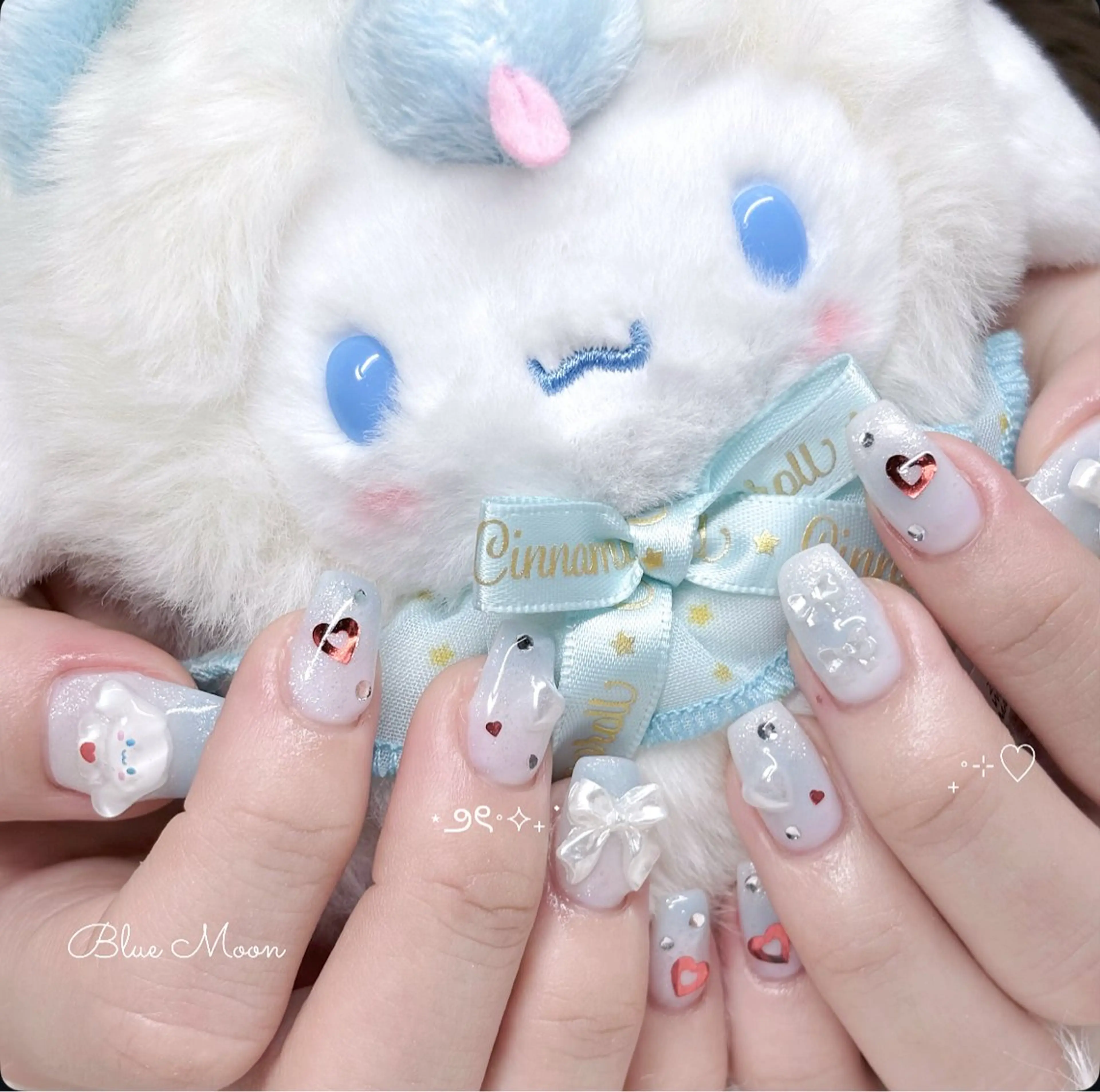 ネイル リボン ハンドネイル フットネイル ハンドケア nail salon Blue Moonのネイルデザイン
