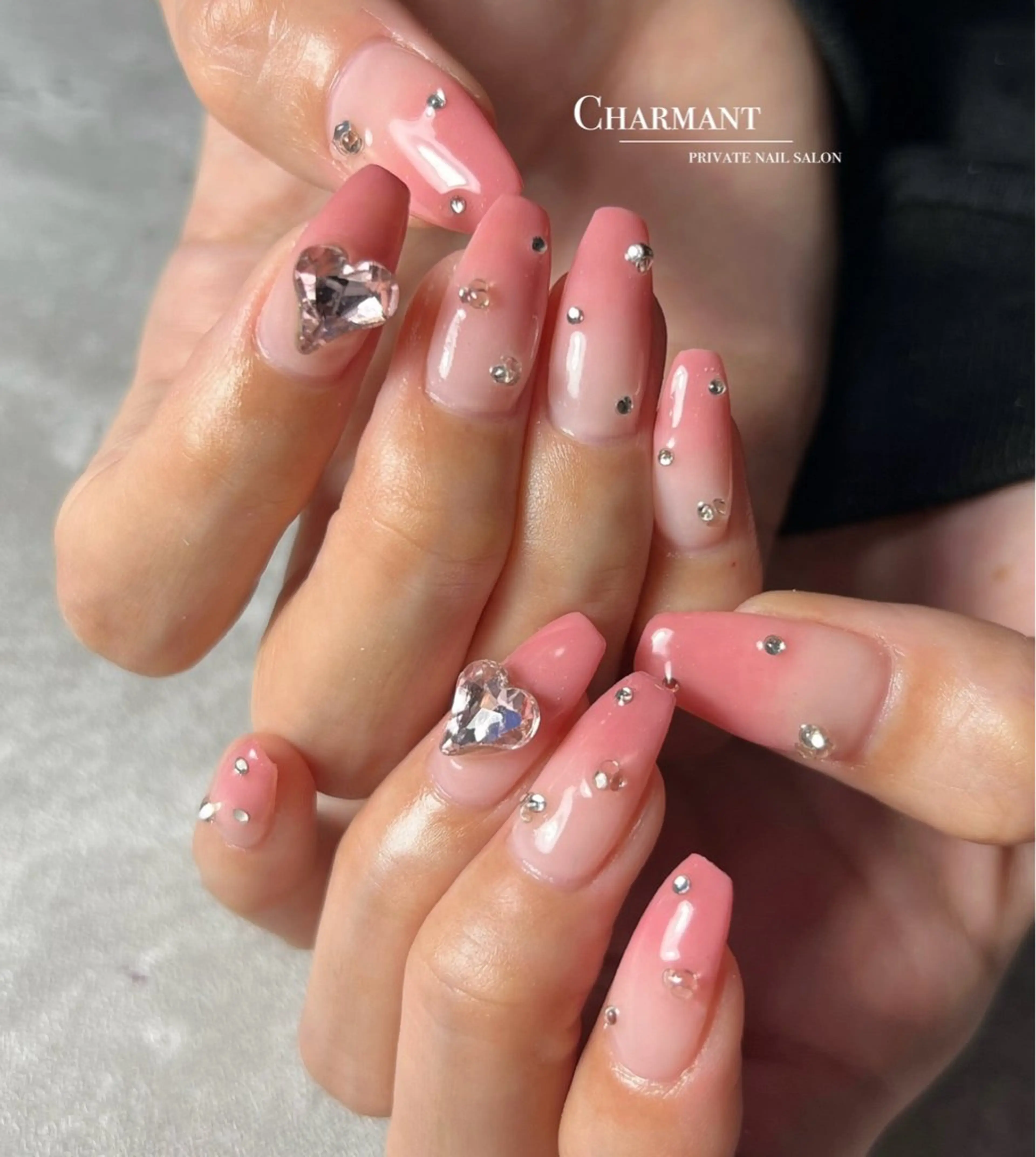 ネイル ハンドネイル Minako 【Charmant】のネイルデザイン