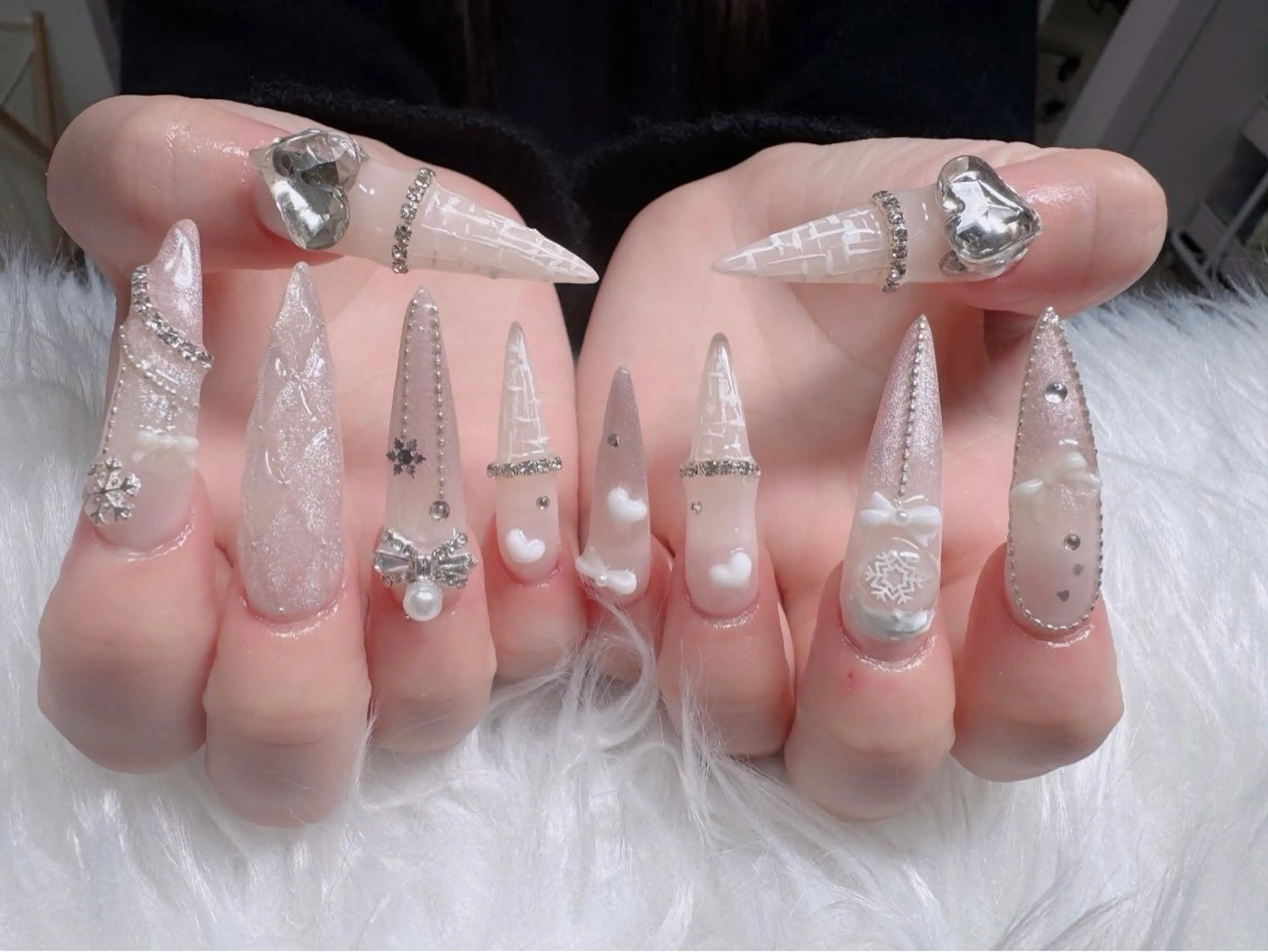 ネイル オーロラネイル フレンチネイル ジェルネイル ハロウィン 韓国ネイル H.baby Nail Salonのネイルデザイン