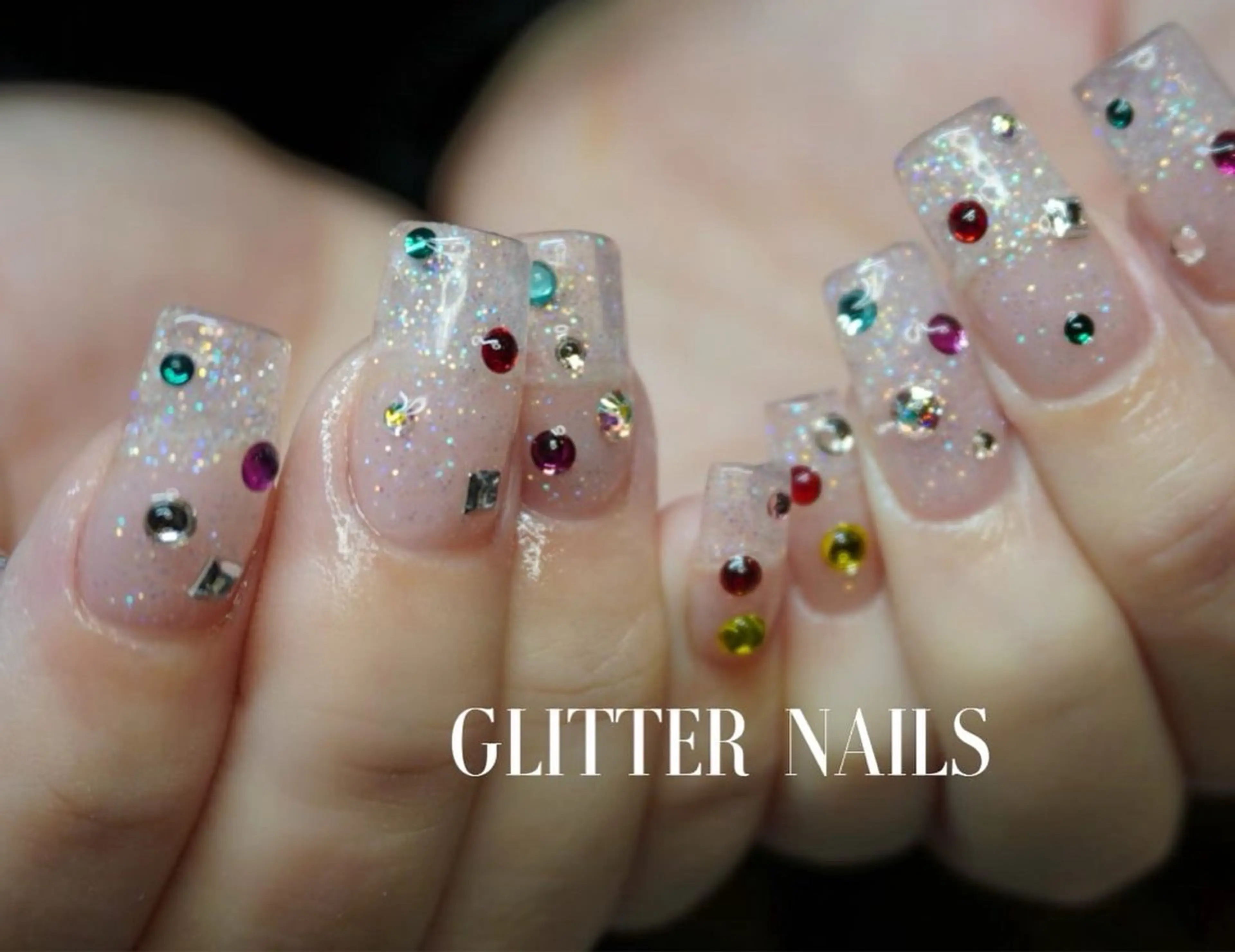 ネイル ハンドネイル GLITTER NAILS高速長田のマツエク・マツパデザイン