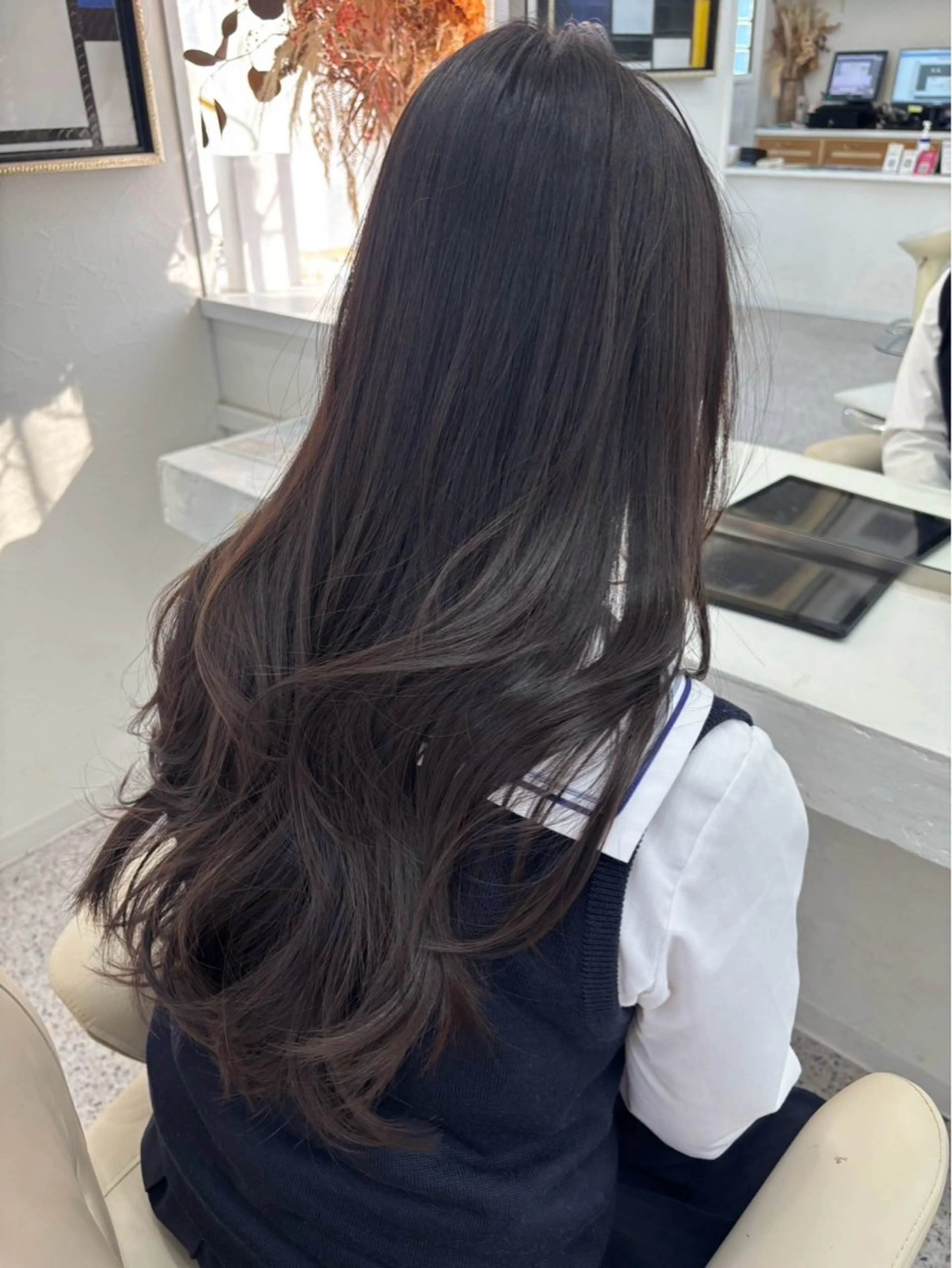 ロング ヘアカラー LOMARLIE / yunaのヘアスタイル