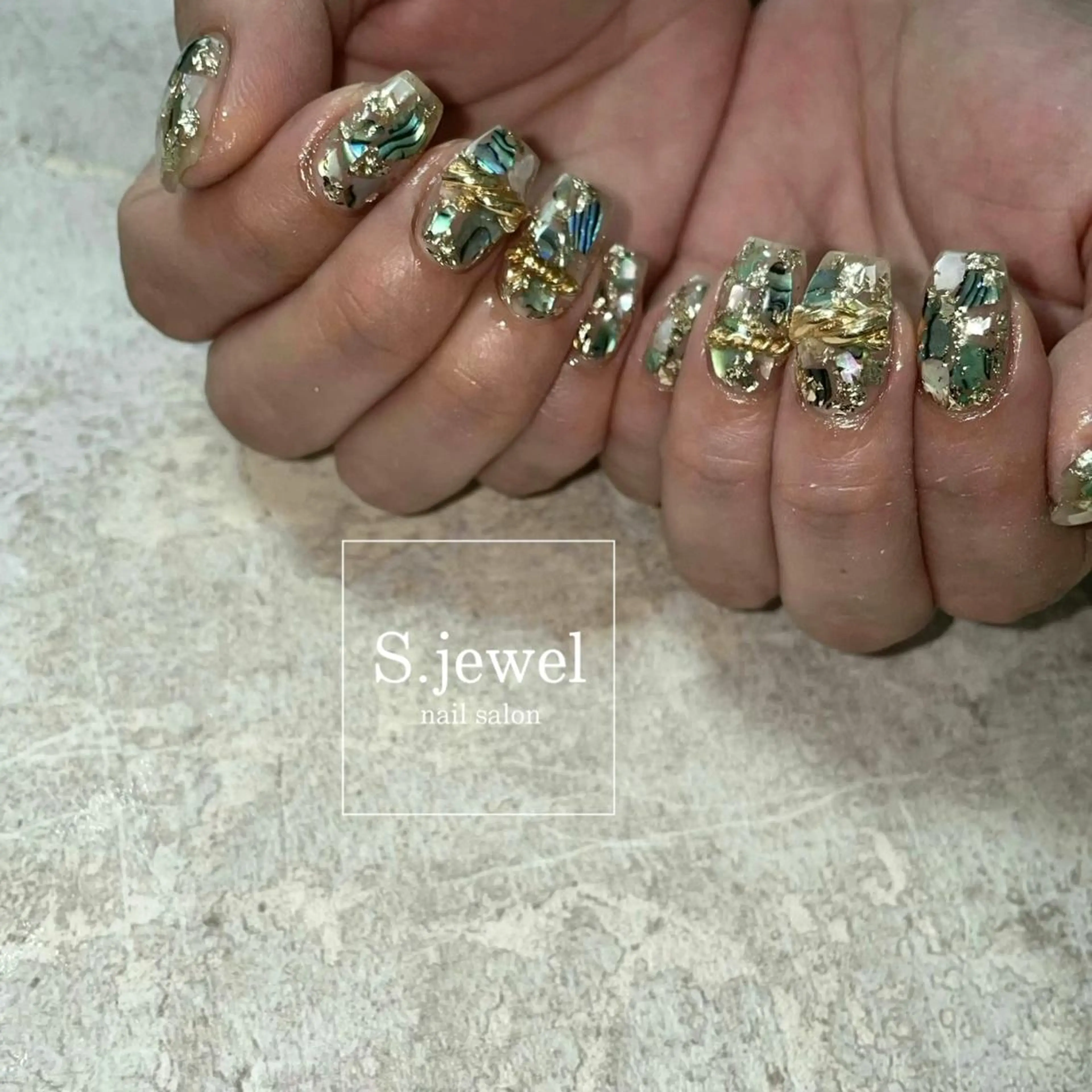 ネイル S. JEWELのネイルデザイン