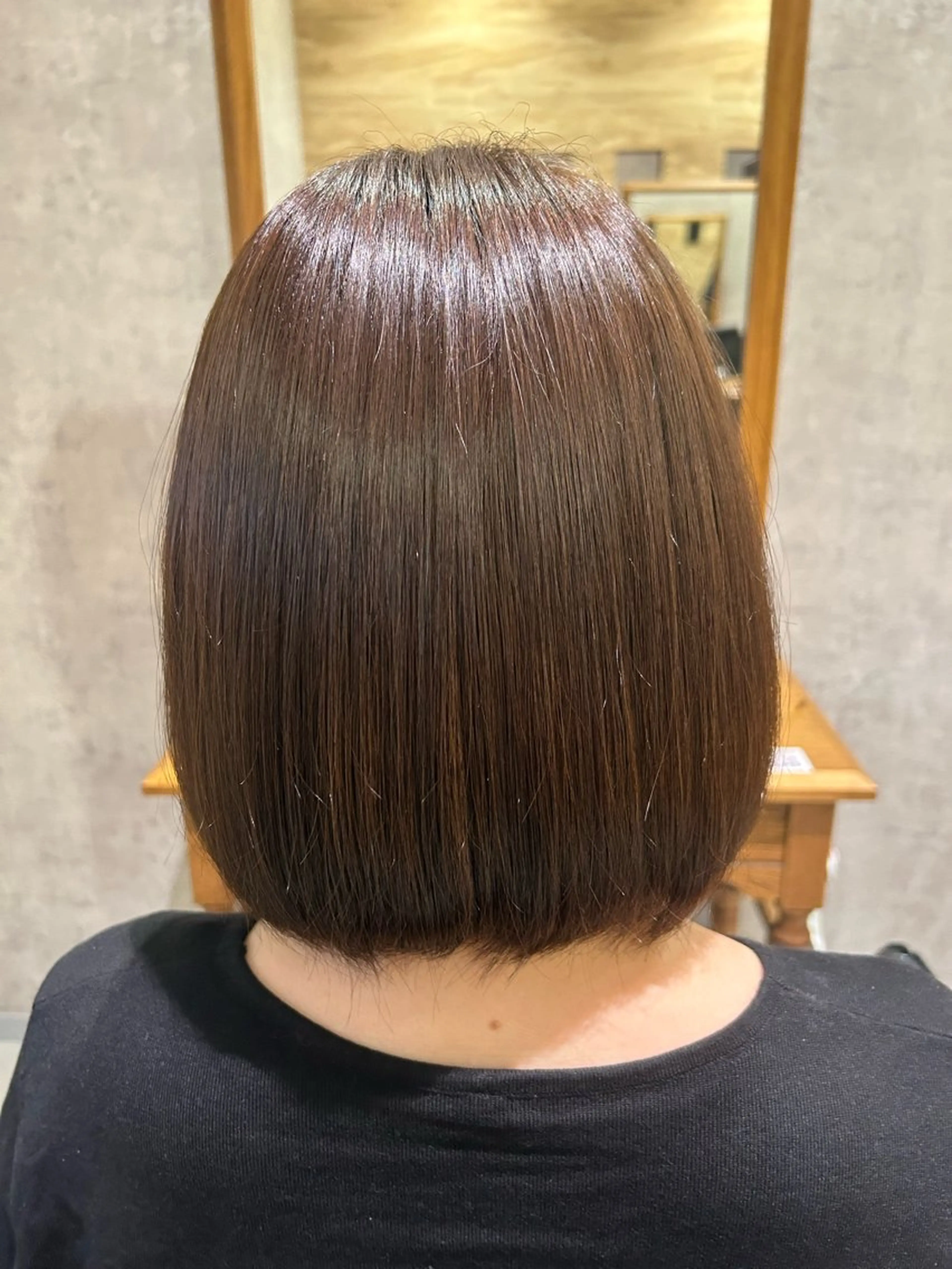 カラー 稲井 裕美のヘアスタイル