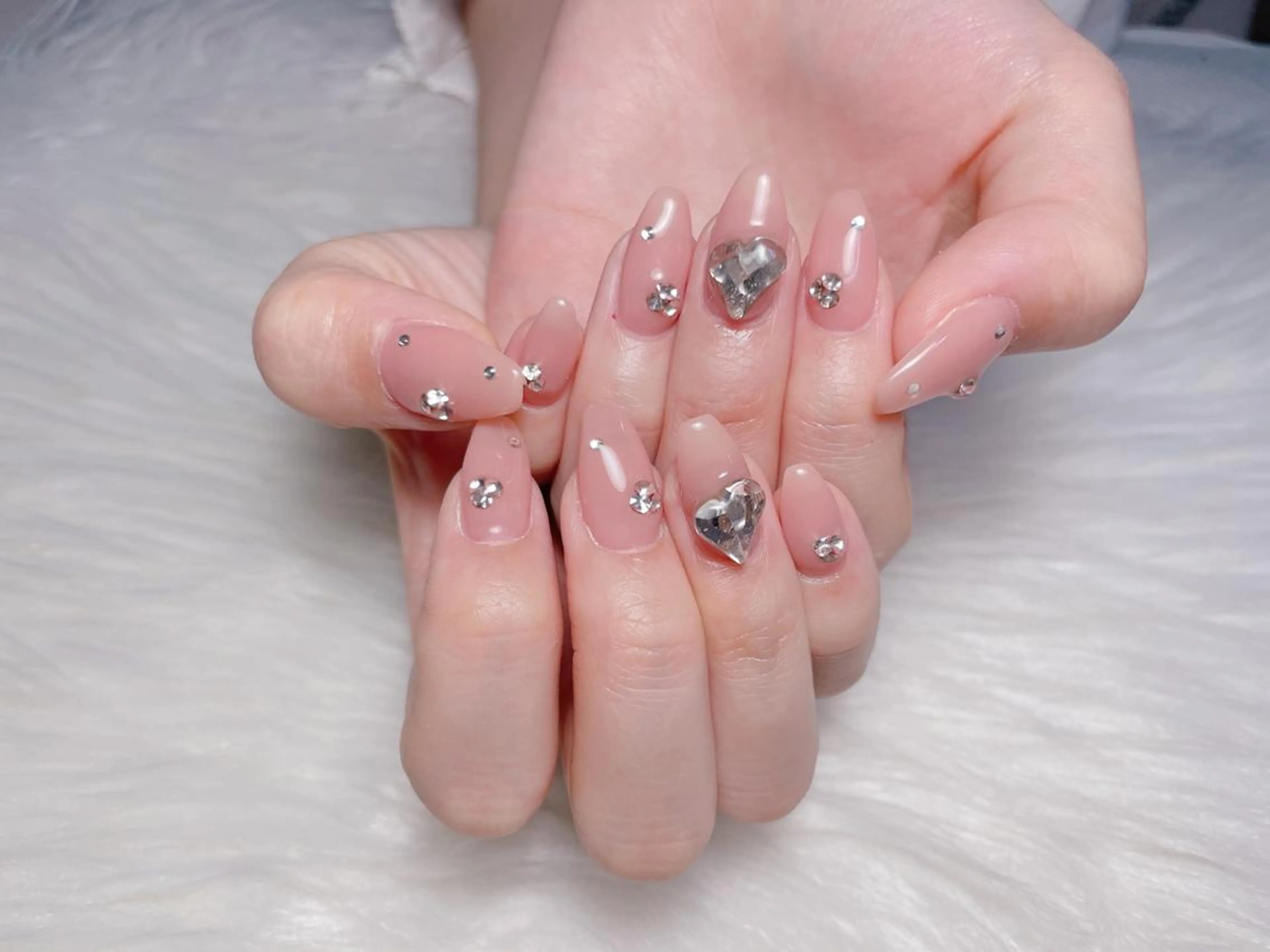 ネイル MiKi Nai池袋 長さだし得意のネイルデザイン