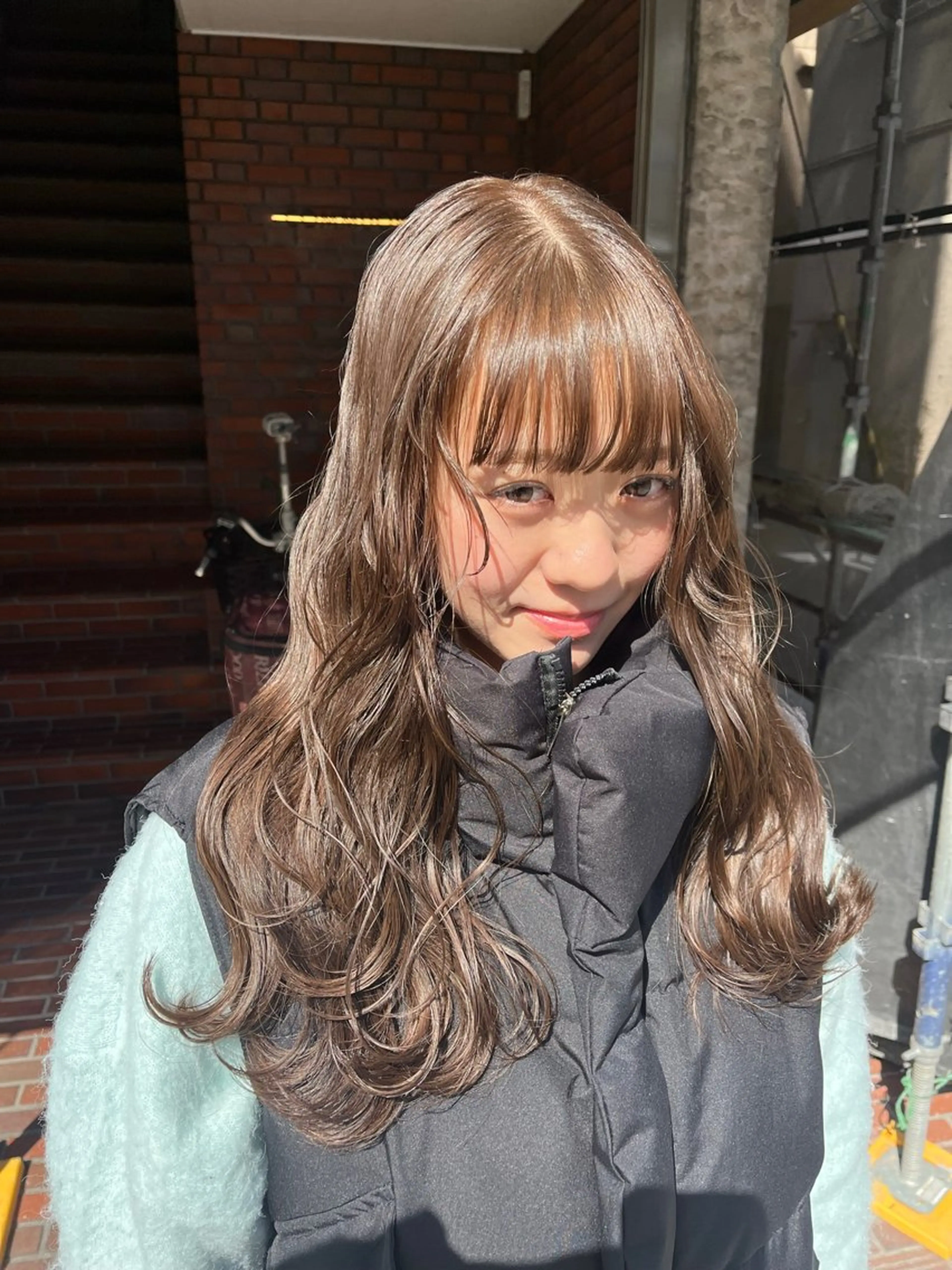 カラー ベージュカラー ブリーチ ブリーチなしカラー ヘアカラー 凜 (りん)のヘアスタイル