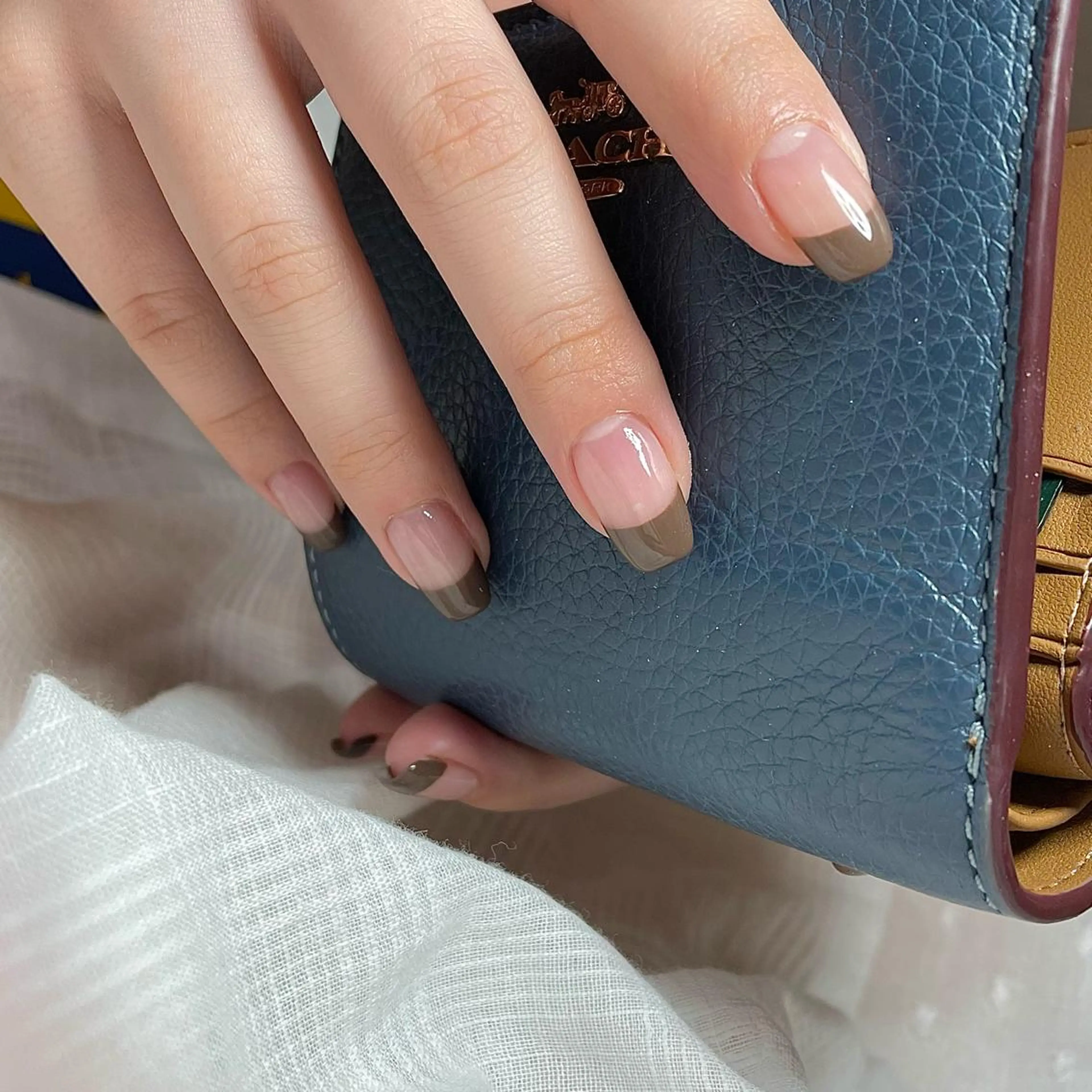 ネイル フレンチネイル ハンドネイル Nailsalon BLOOM🌷 山崎のネイルデザイン