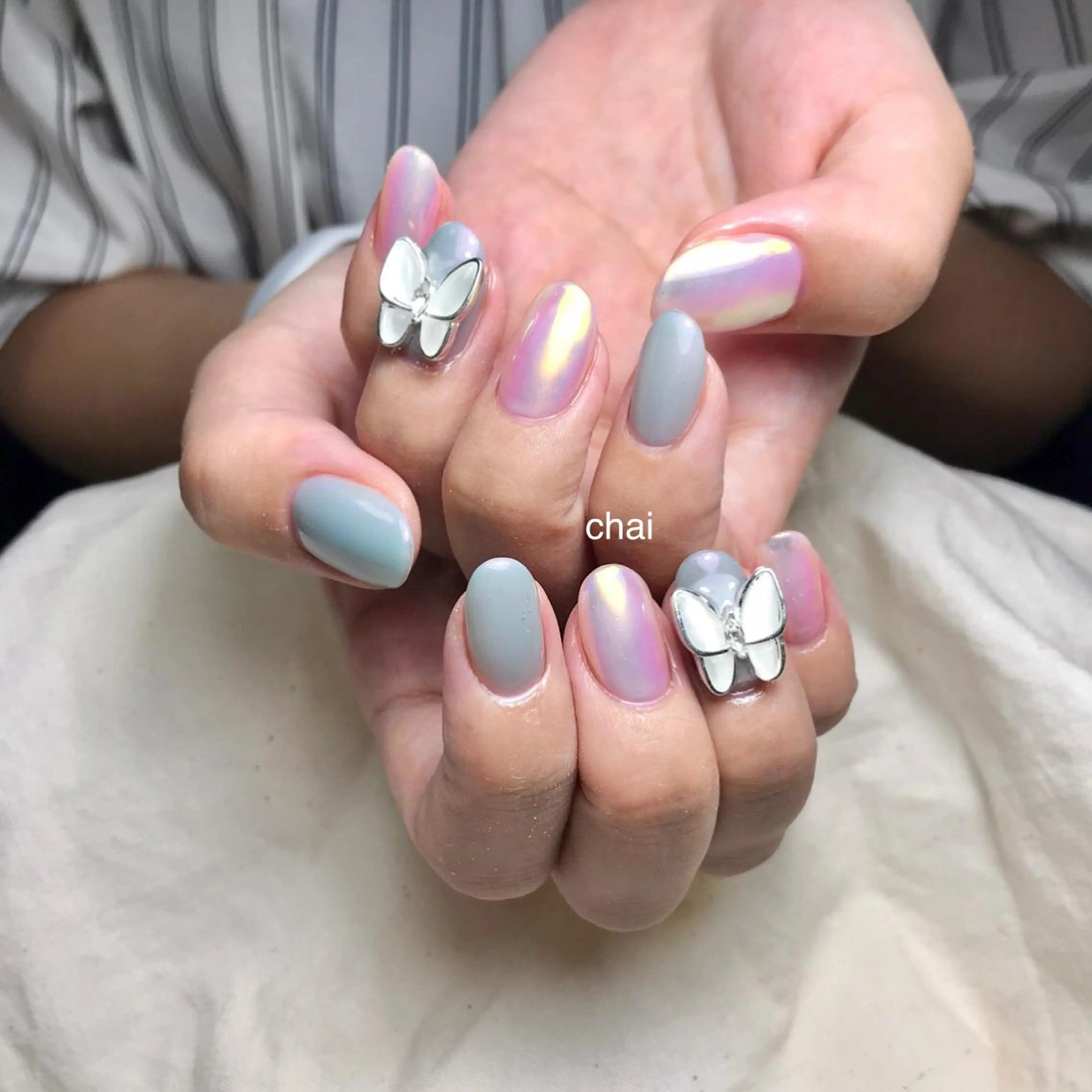 ネイル オーロラネイル ハンドネイル 💅chainail _aiのネイルデザイン