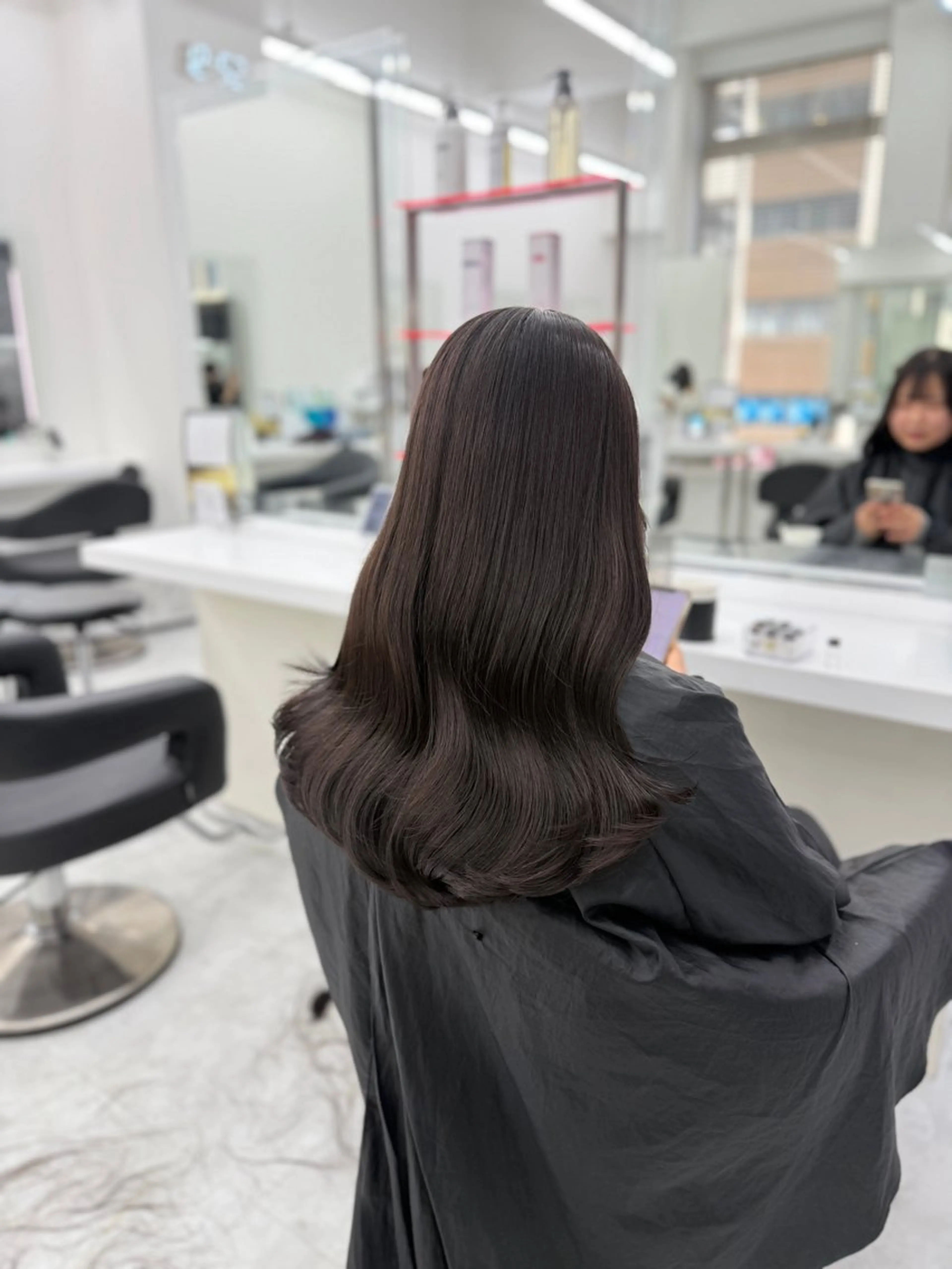 セミロング カラー ヘアアレンジ グレージュ カット ヘアカラー トリートメント ヘアセット 🎀Girly艶髪カ ラー🎀Harukaのヘアスタイル