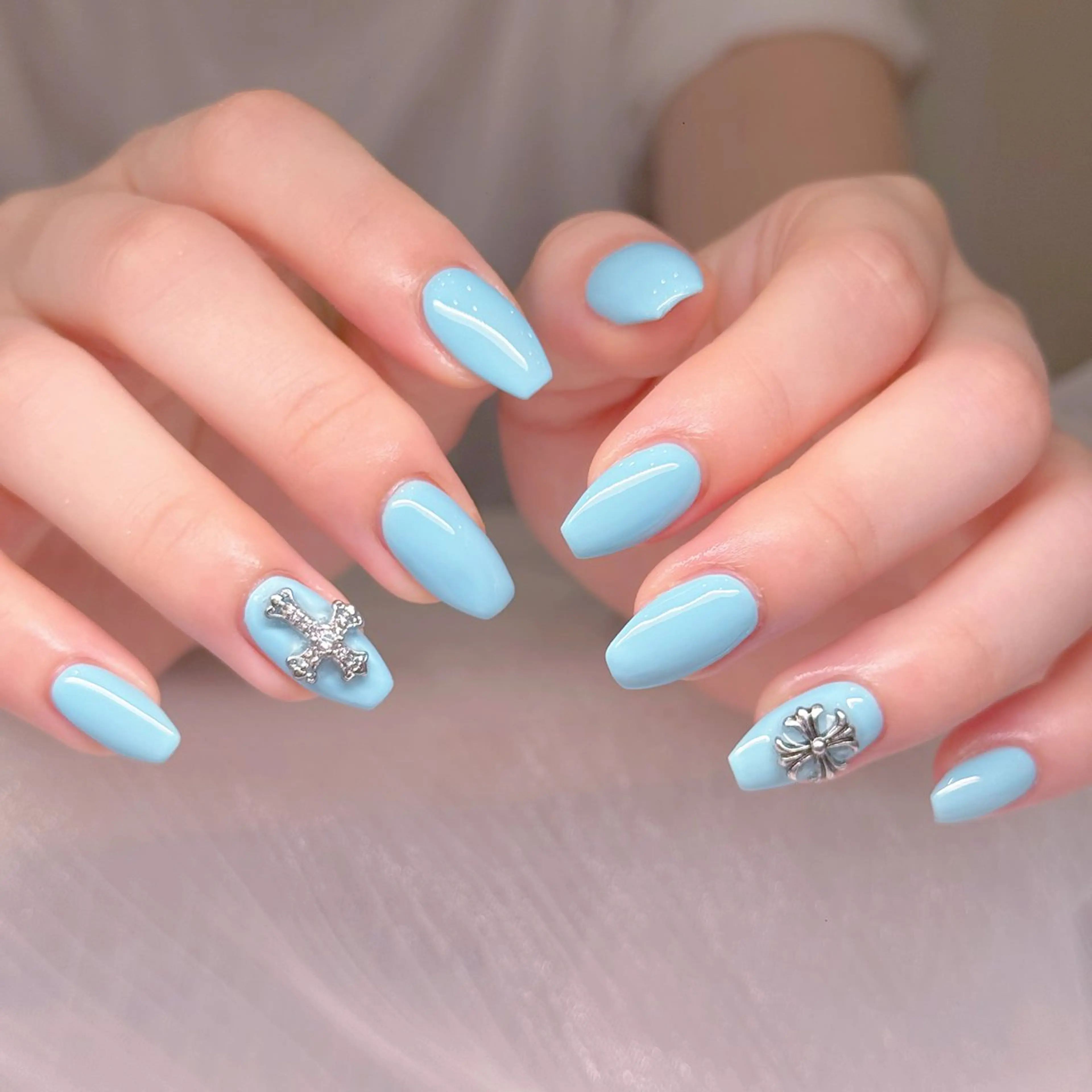 ネイル チークネイル フレンチネイル 韓国ネイル マグネットネイル ミラーネイル ハンドネイル MILO 168 池袋のネイルデザイン