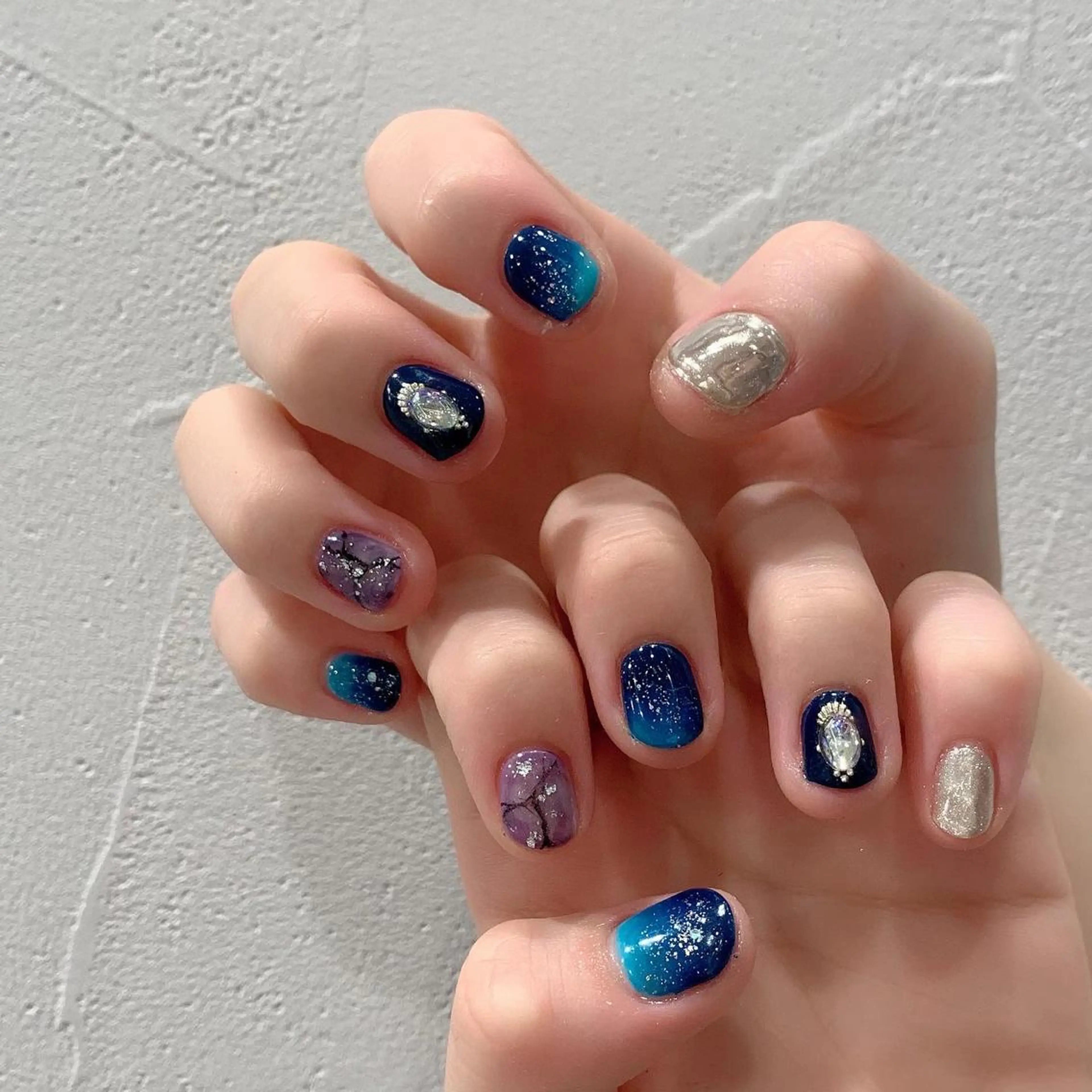 ネイル ショートネイル ハンドネイル 佐藤 まりえのネイルデザイン