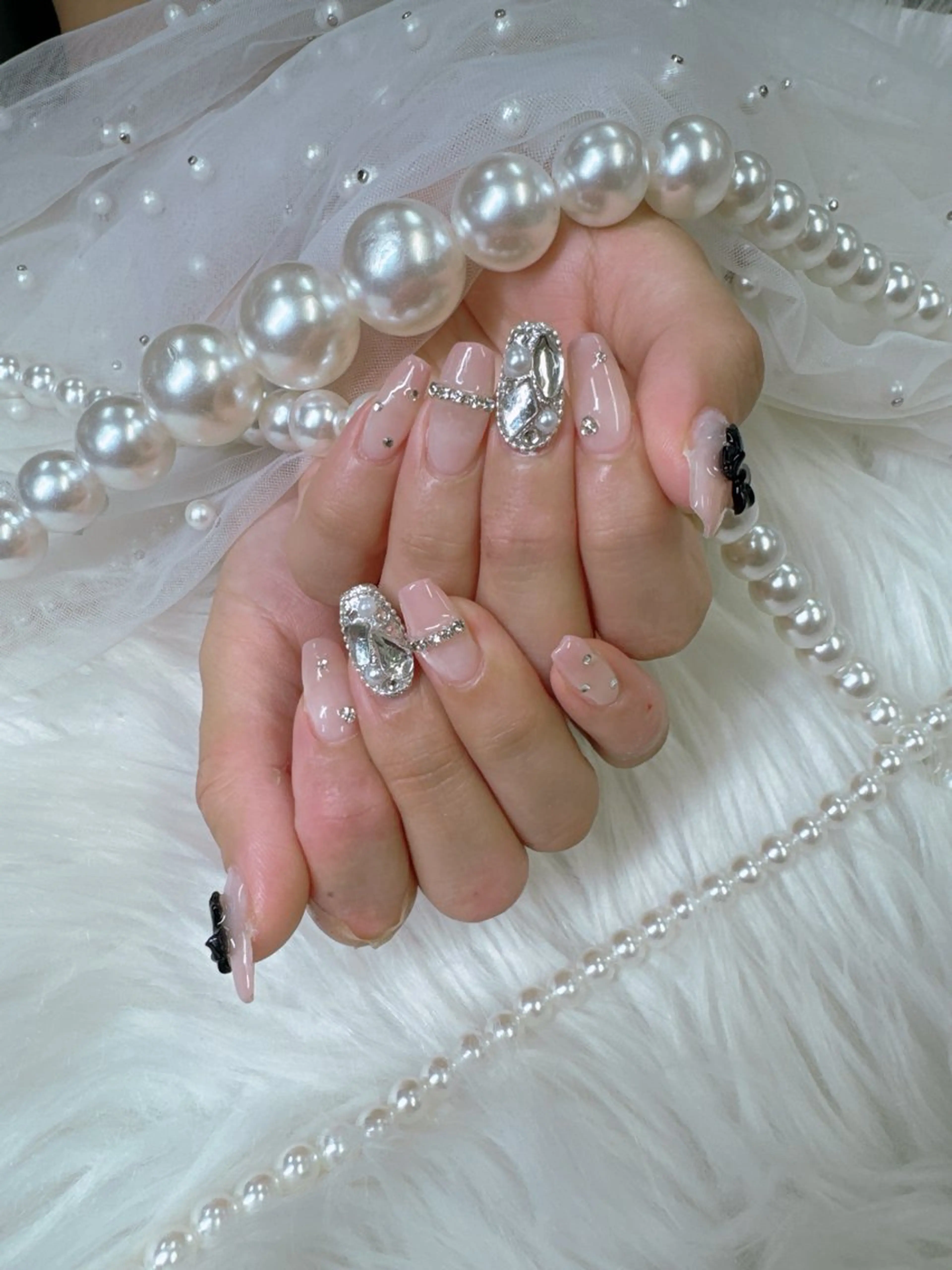 ネイル ジェルネイル ロングネイル マグネットネイル ワンカラーネイル パラジェル ハンドネイル Queeens nailのネイルデザイン