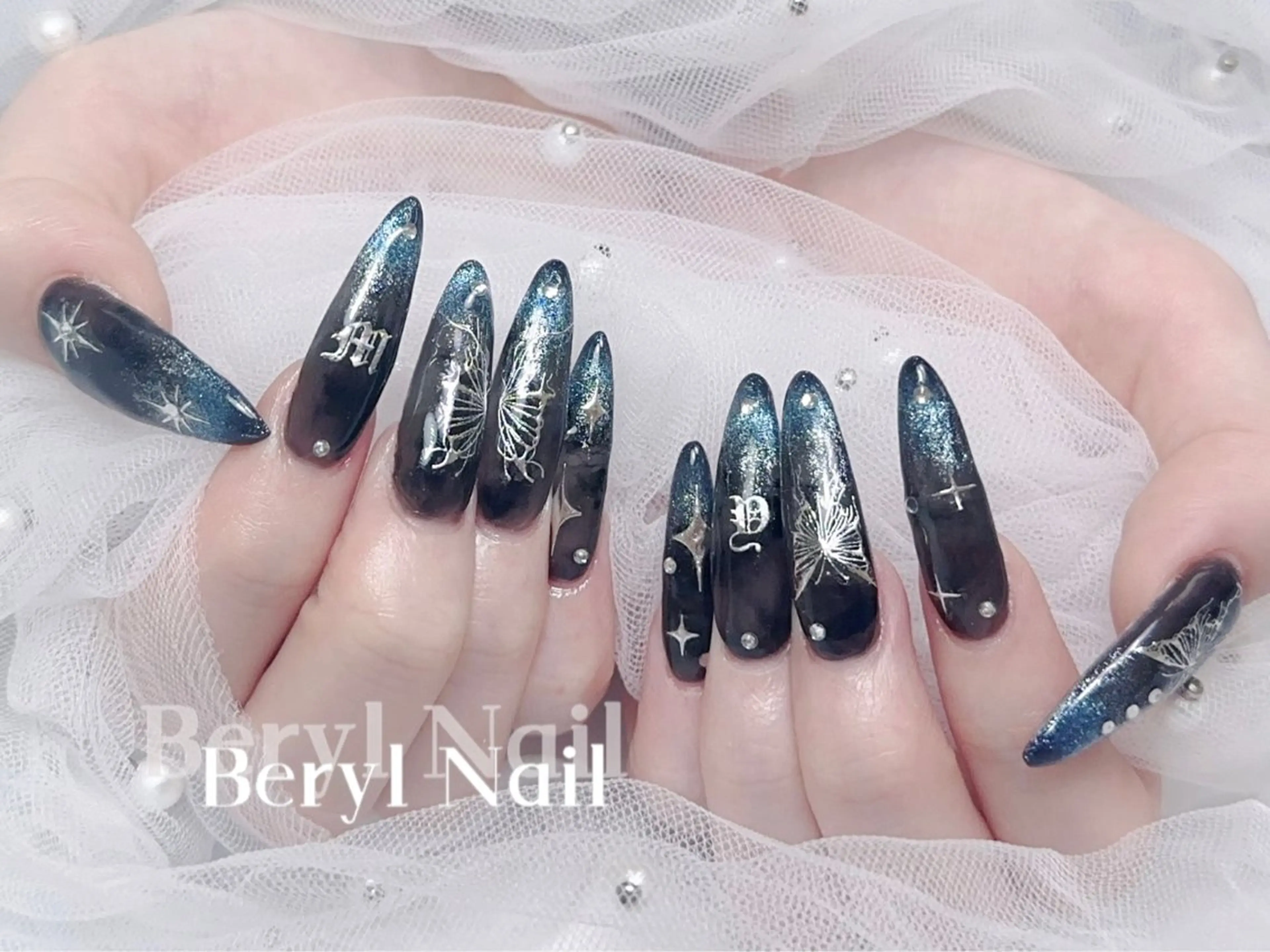ロング ハンドネイル Beryl Nail所属・Beryl Nail 新大久保のネイルデザイン