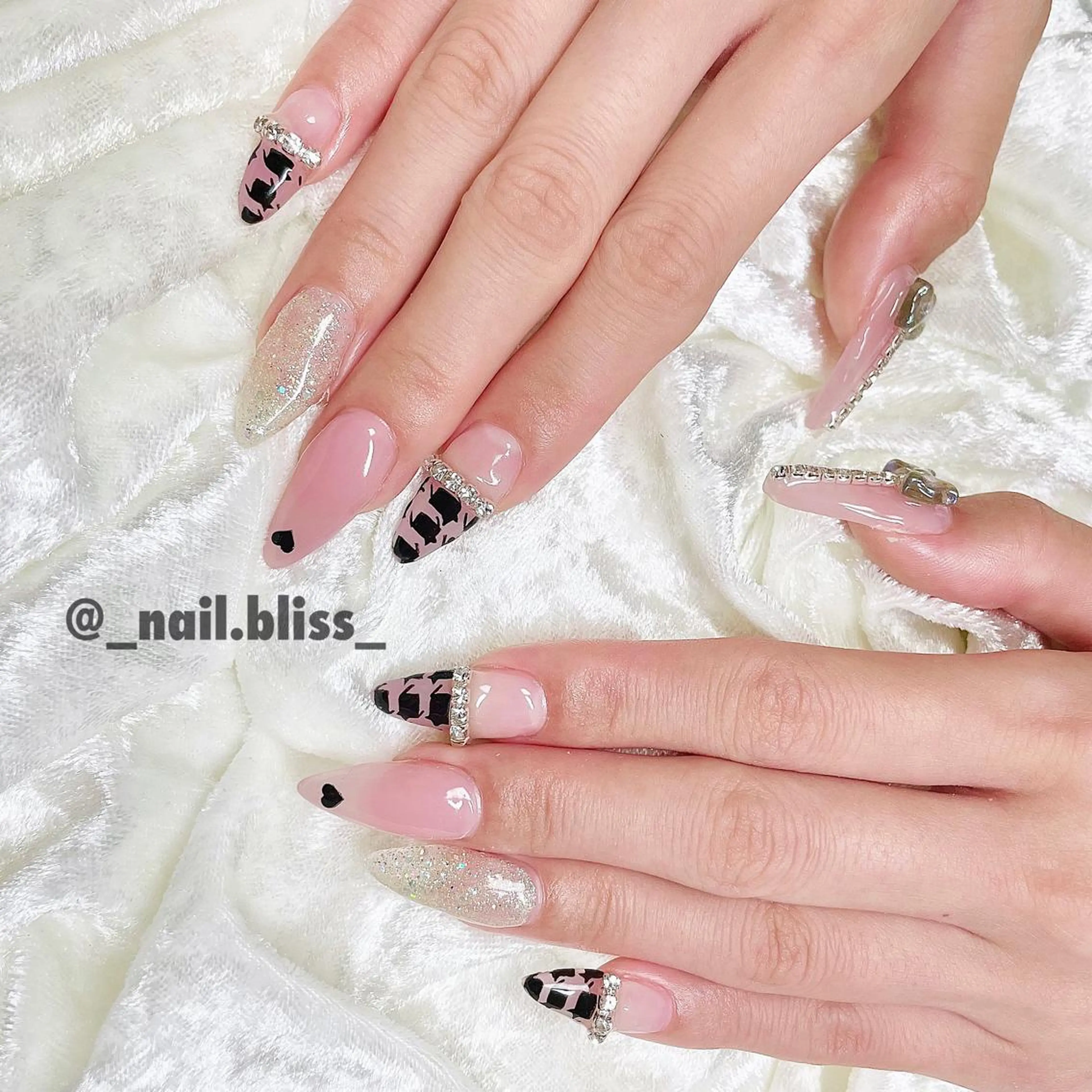 ネイル ハンドネイル NAIL BLISSのネイルデザイン