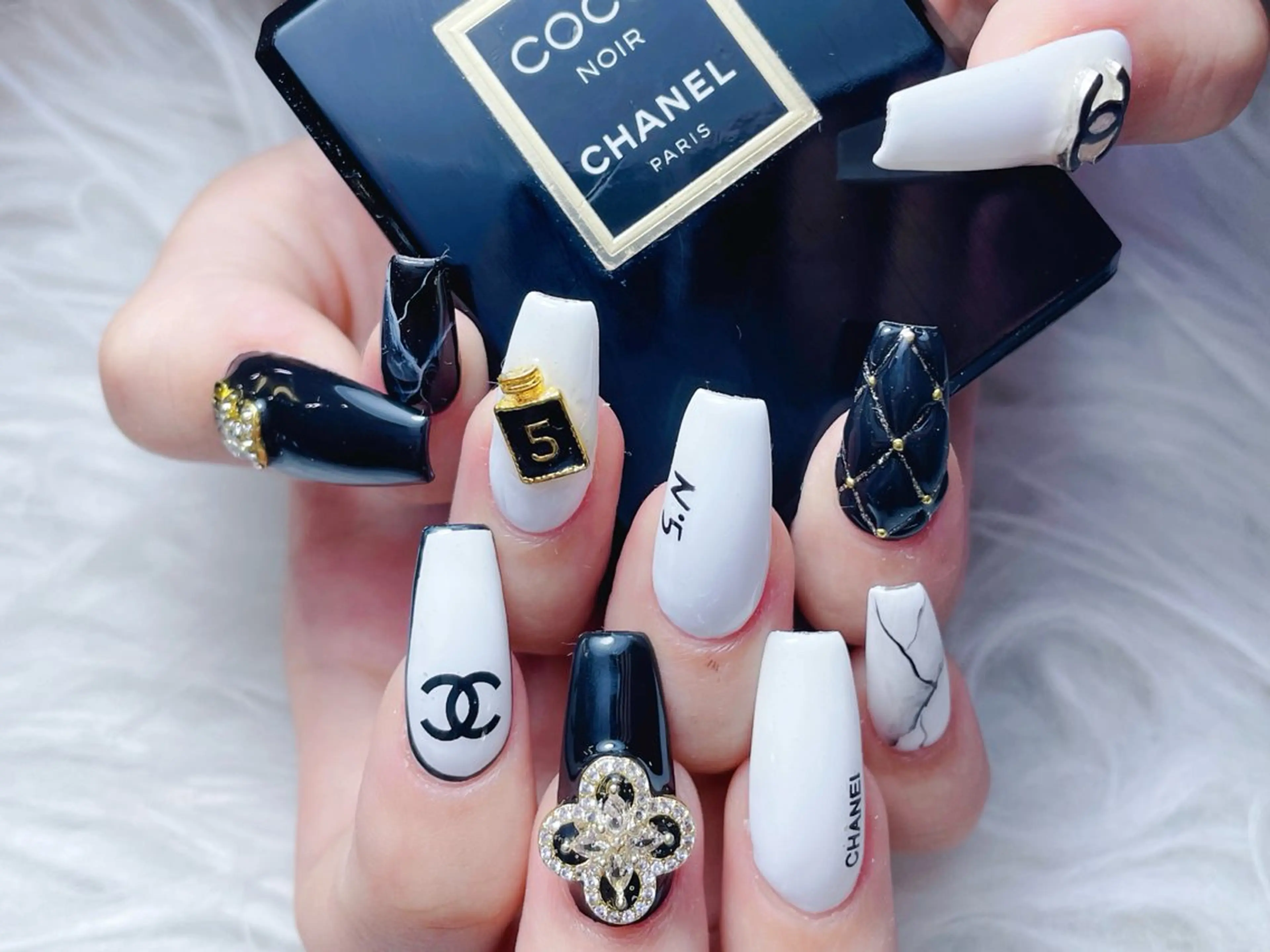 ロング princess👑 木戸　唯のネイルデザイン