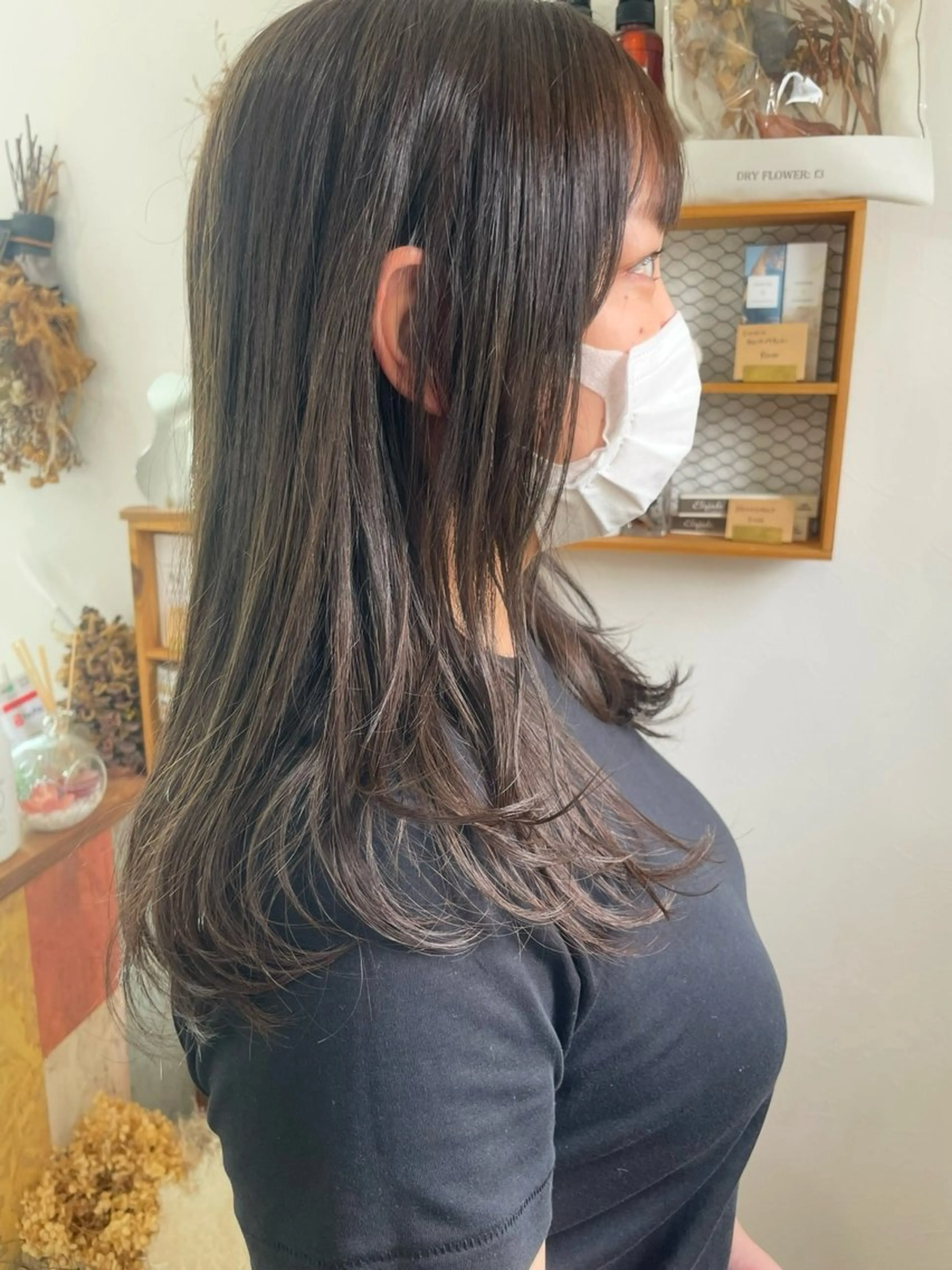 セミロング カラー アディクシーカラー 透明感カラー グレージュ レイヤーカット カット ヘアカラー トリートメント キノシタ マユのヘアスタイル