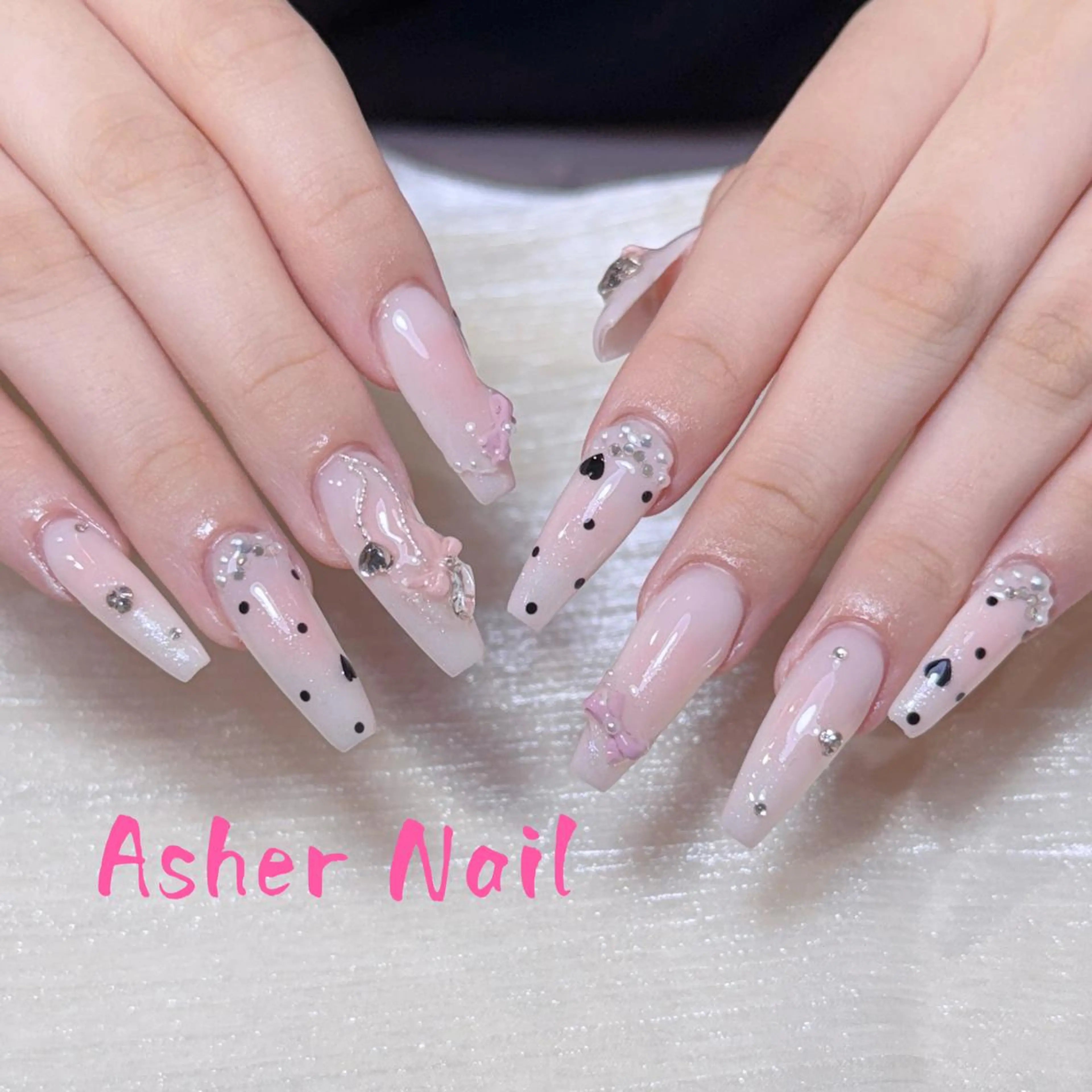 ネイル ハンドネイル ハンドケア Asher-HIKA 🌞のネイルデザイン