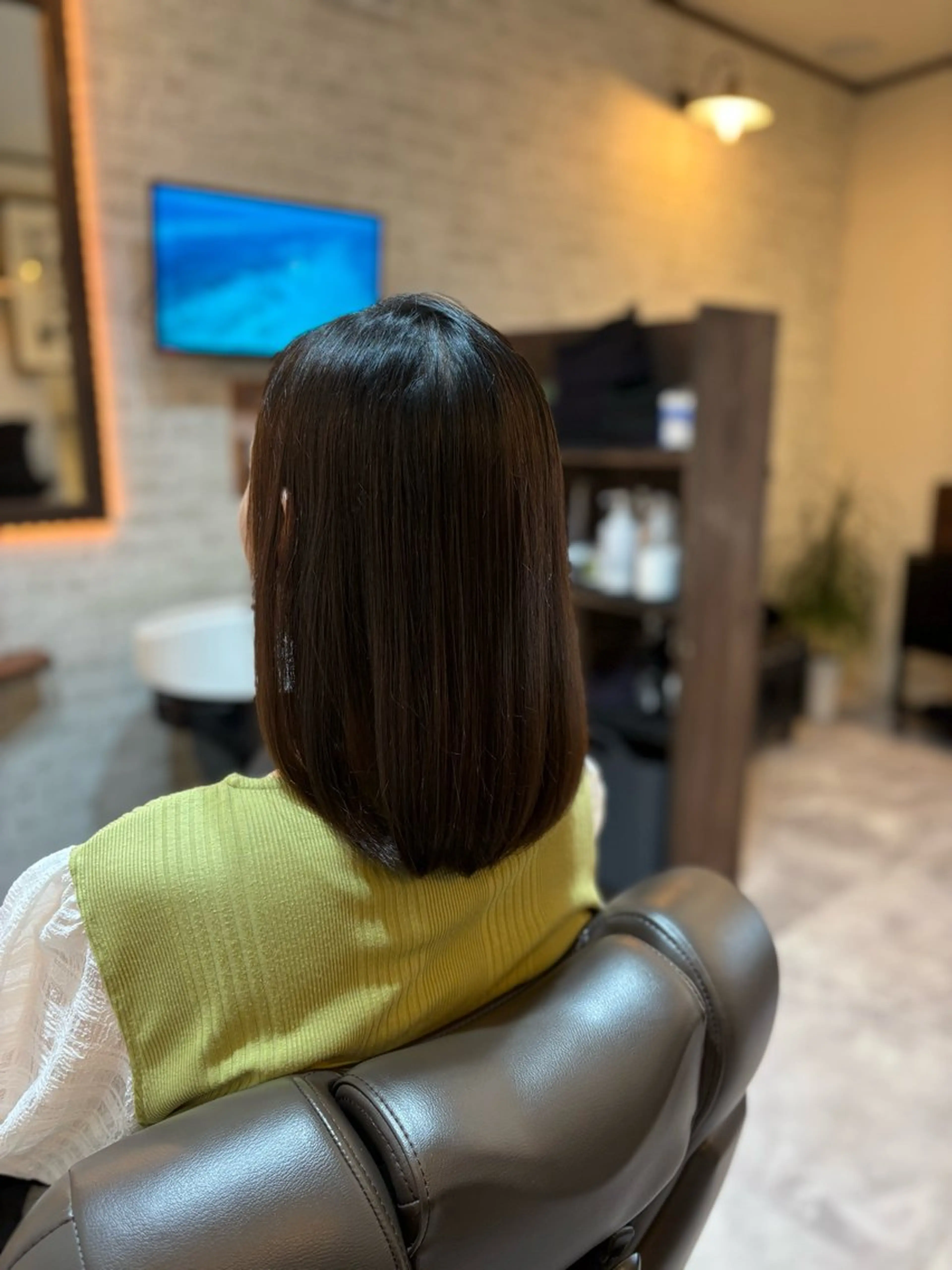 ミディアム ツヤ髪専門美容師 桑原　和誠のヘアスタイル