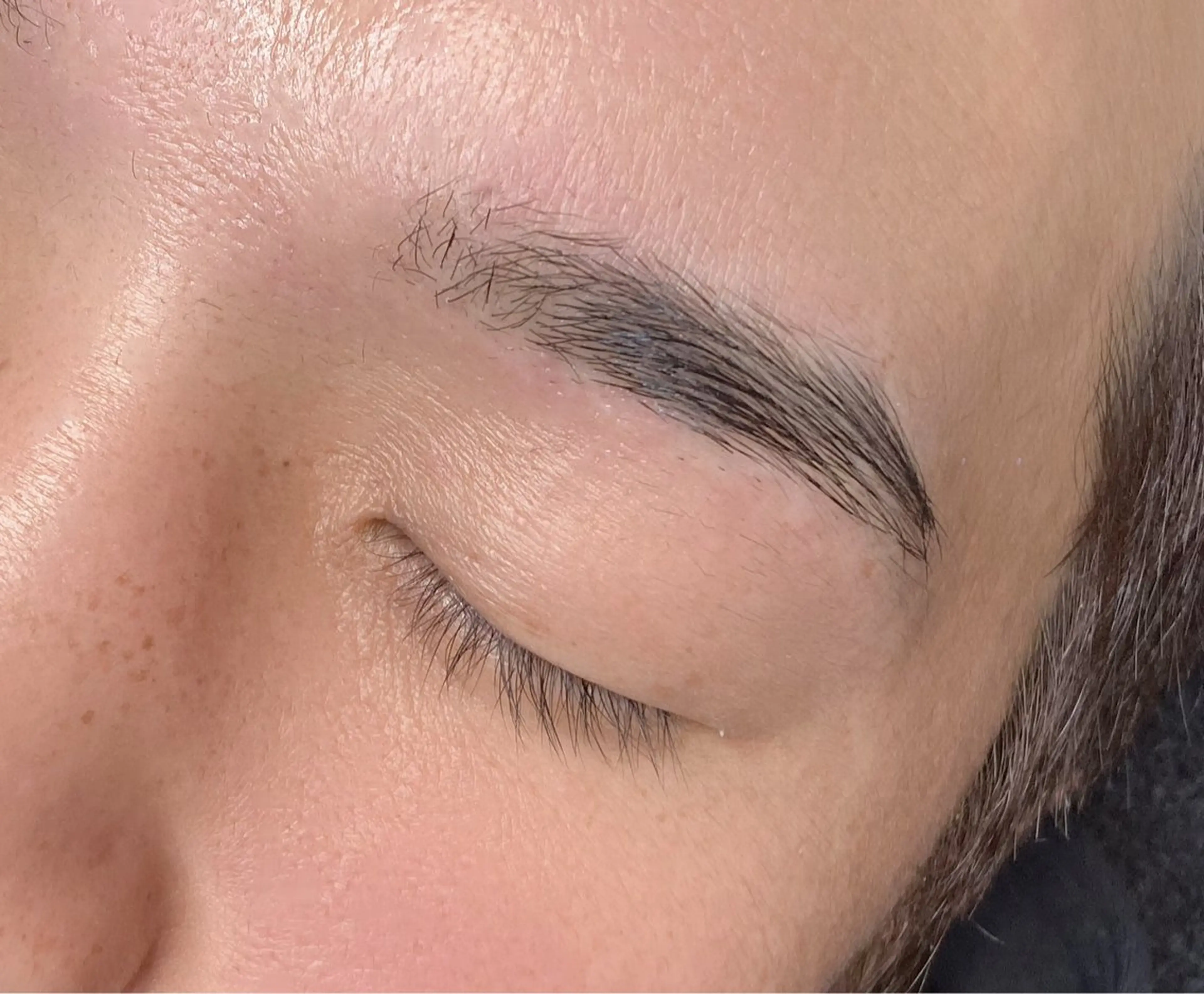 メンズ アイブロウ メンズアイブロウ /HARUKAの眉毛・アイブロウイメージ