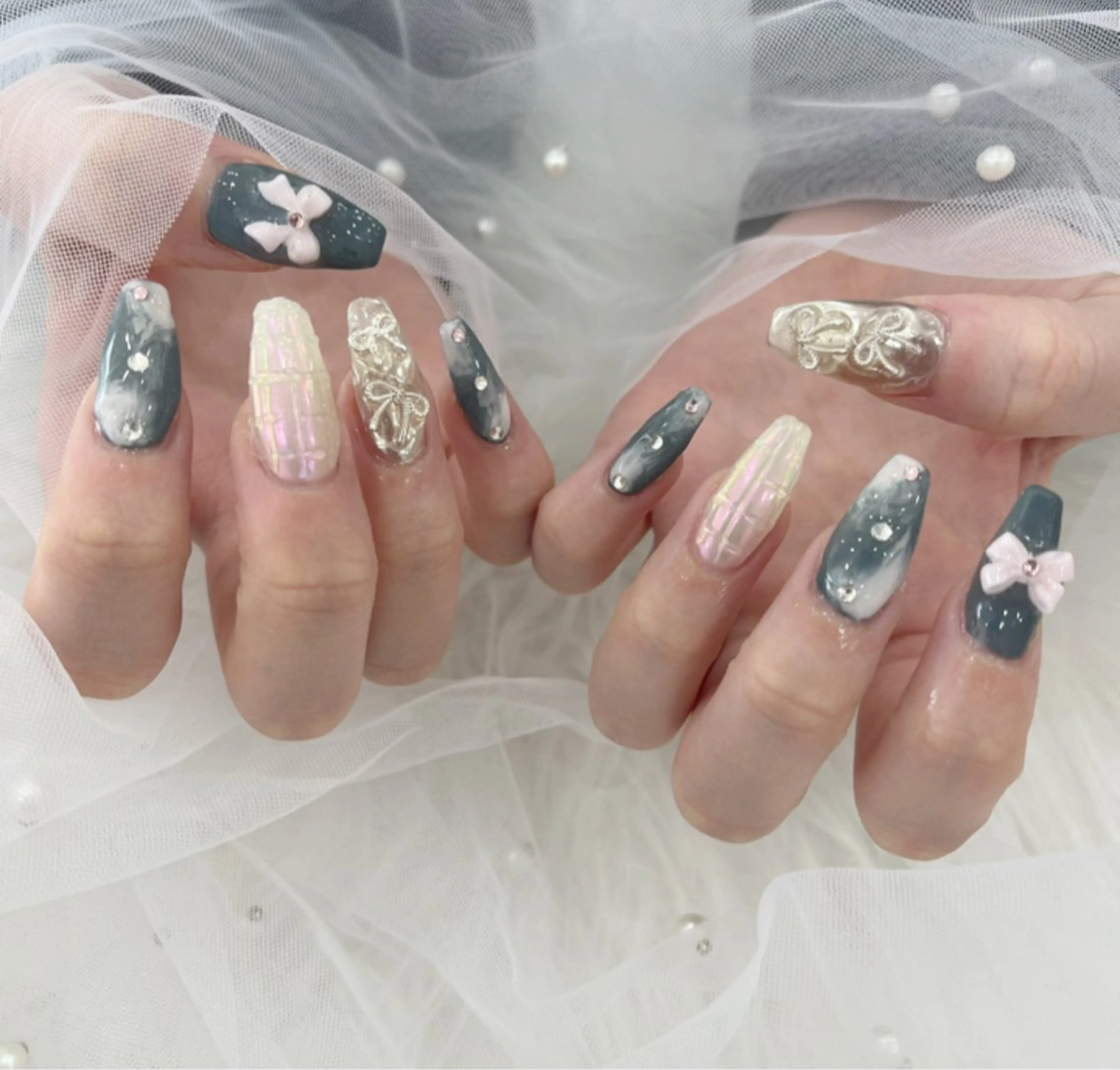 ネイル 長さ出し フットネイル ジェルネイル 韓国ネイル マグネットネイル #Amin nail salonのネイルデザイン