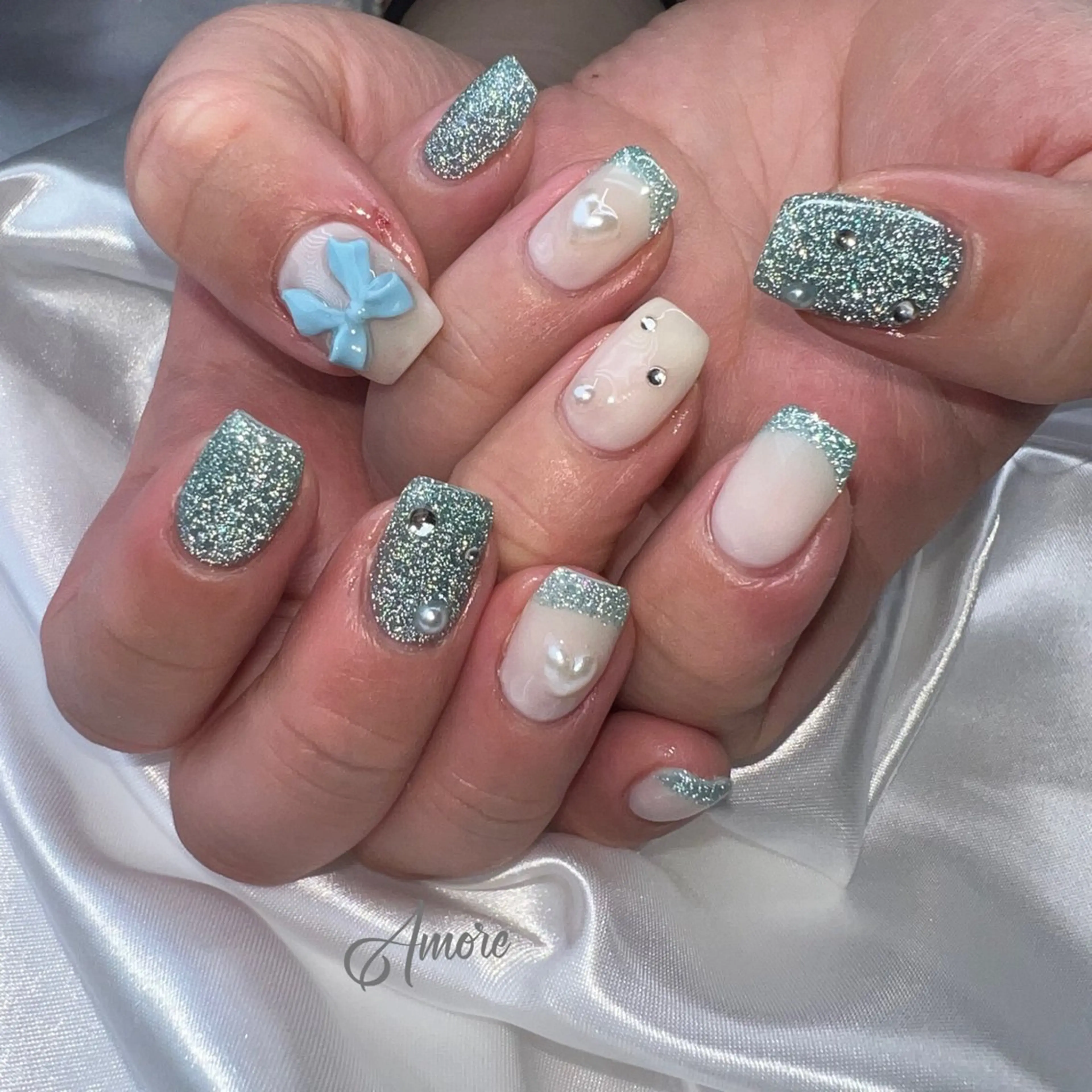 ネイル ジェルネイル キラキラネイル 韓国ネイル マグネットネイル パラジェル You kyehwaのネイルデザイン