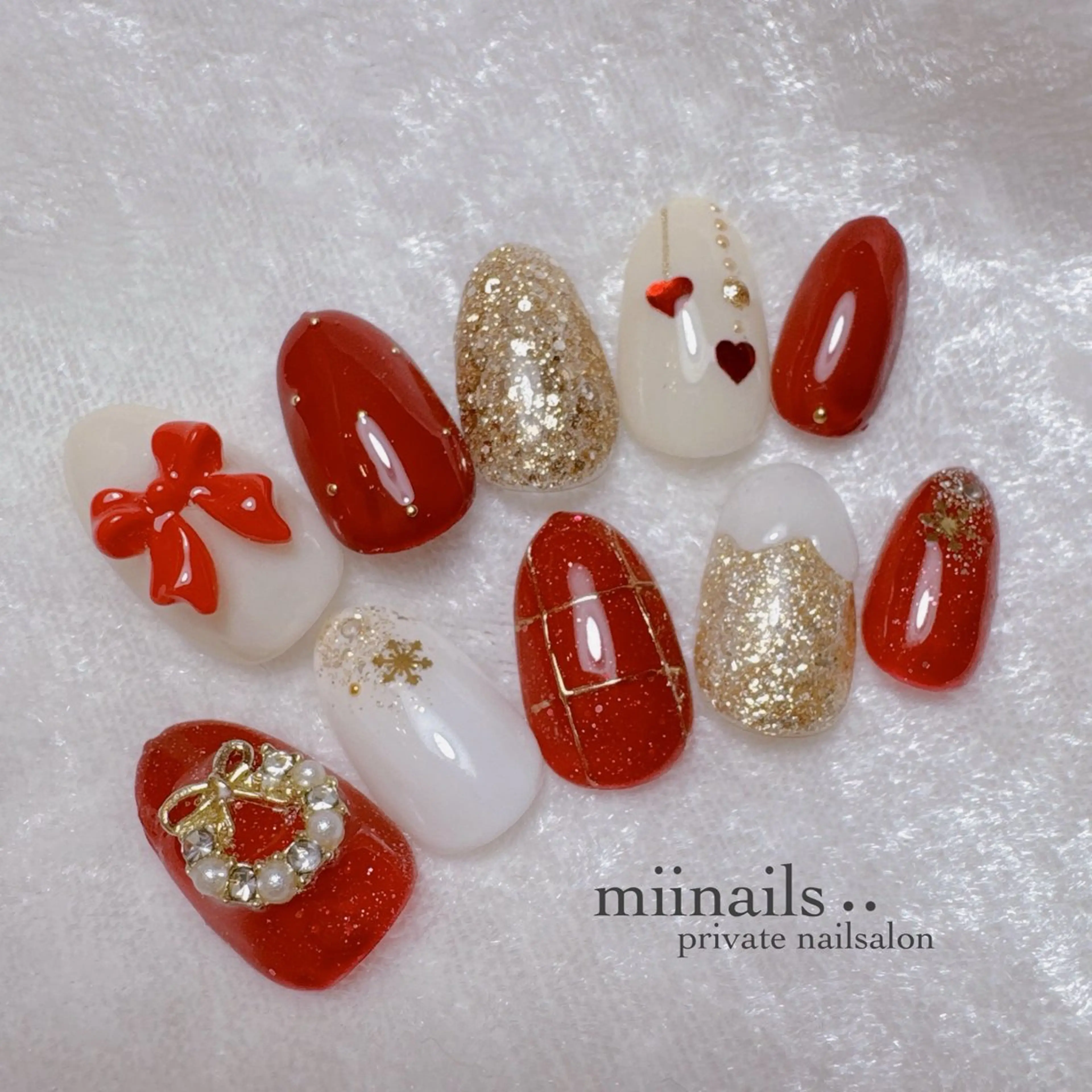 ネイル 韓国ネイル ワンホンネイル 冬ネイル クリスマス ハンドネイル nailsalon miinailsのネイルデザイン
