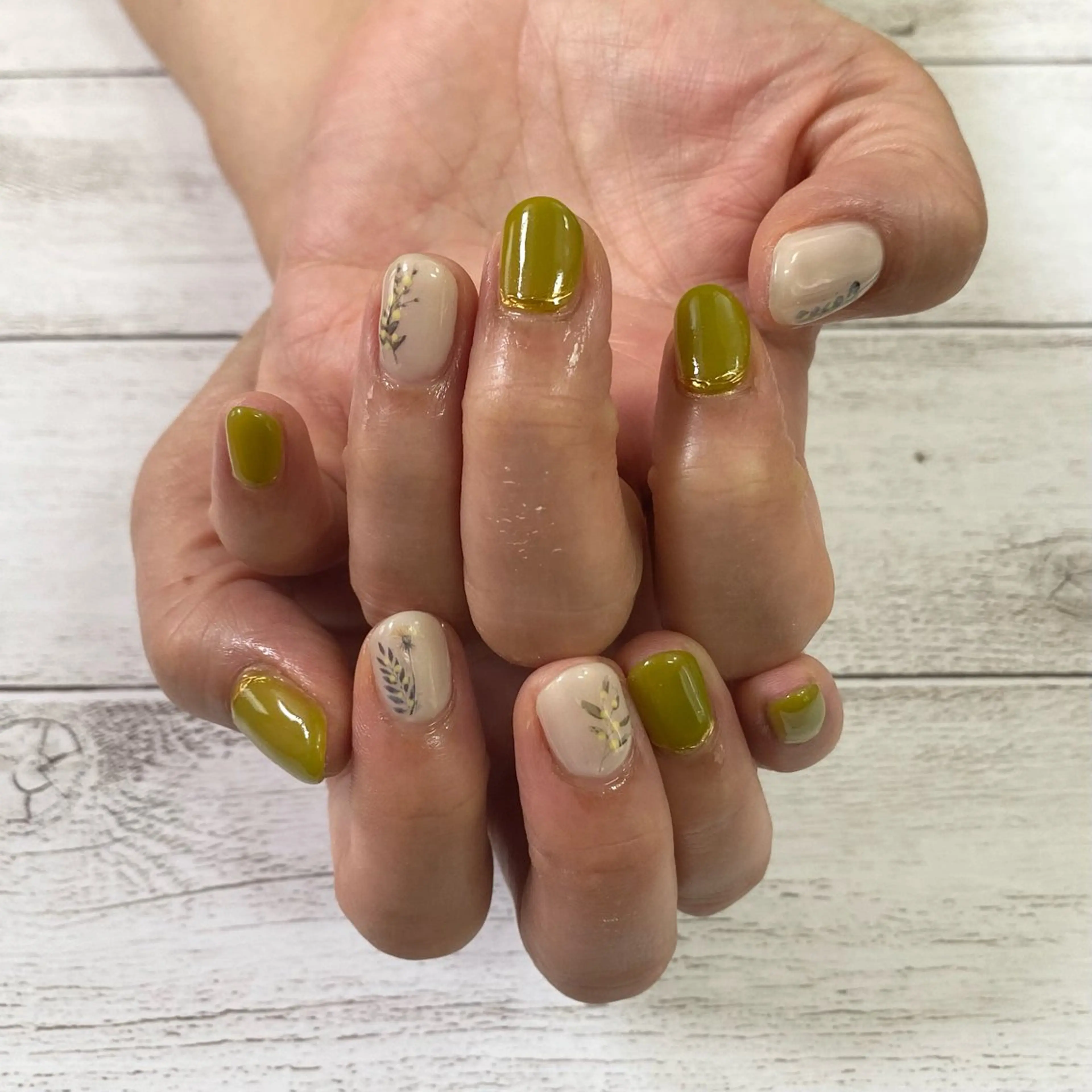 ネイル ハンドネイル nail salon muuのネイルデザイン