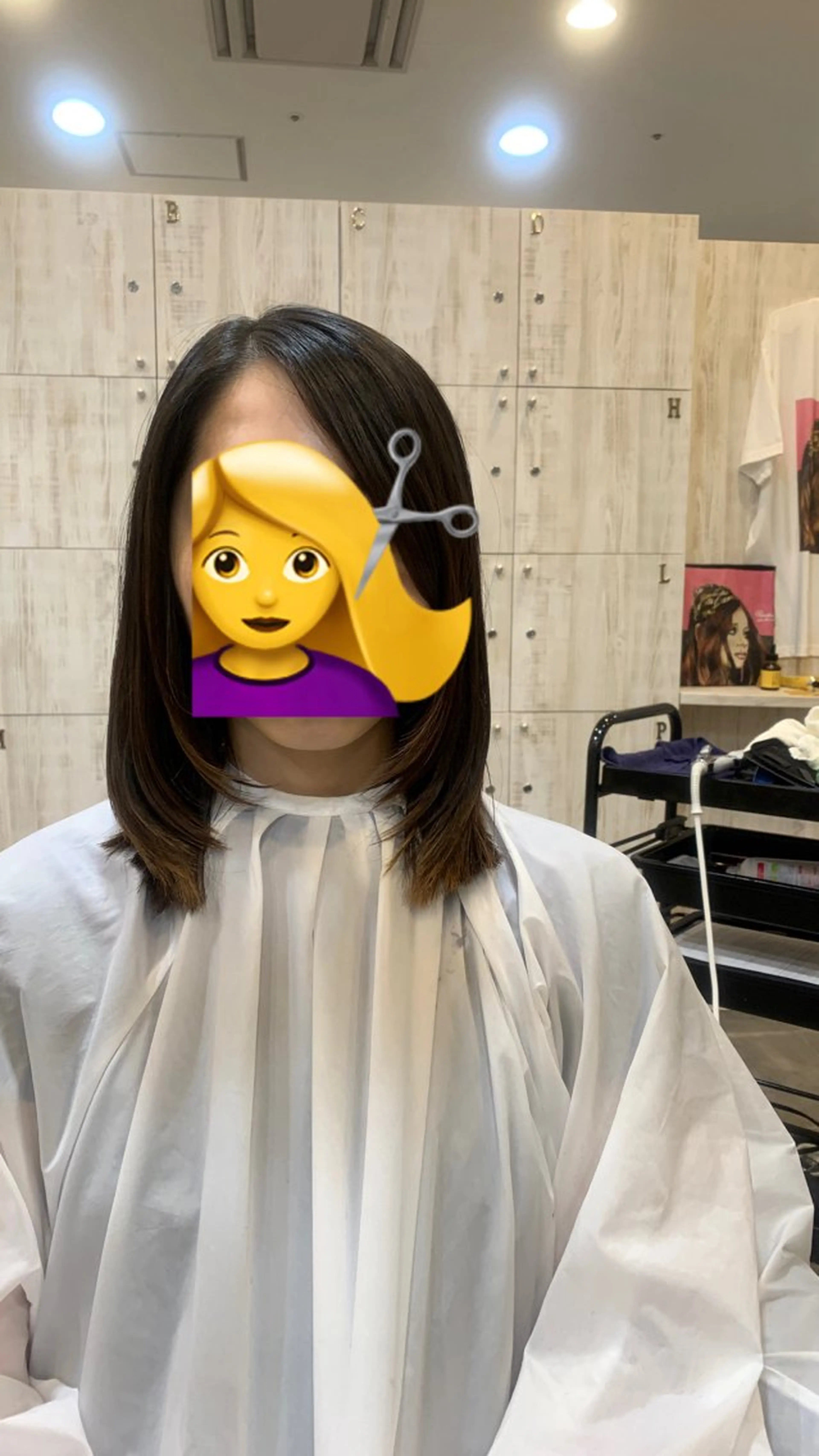 ミディアム レイヤーカット ボブ 西宮北口/みなみのヘアスタイル