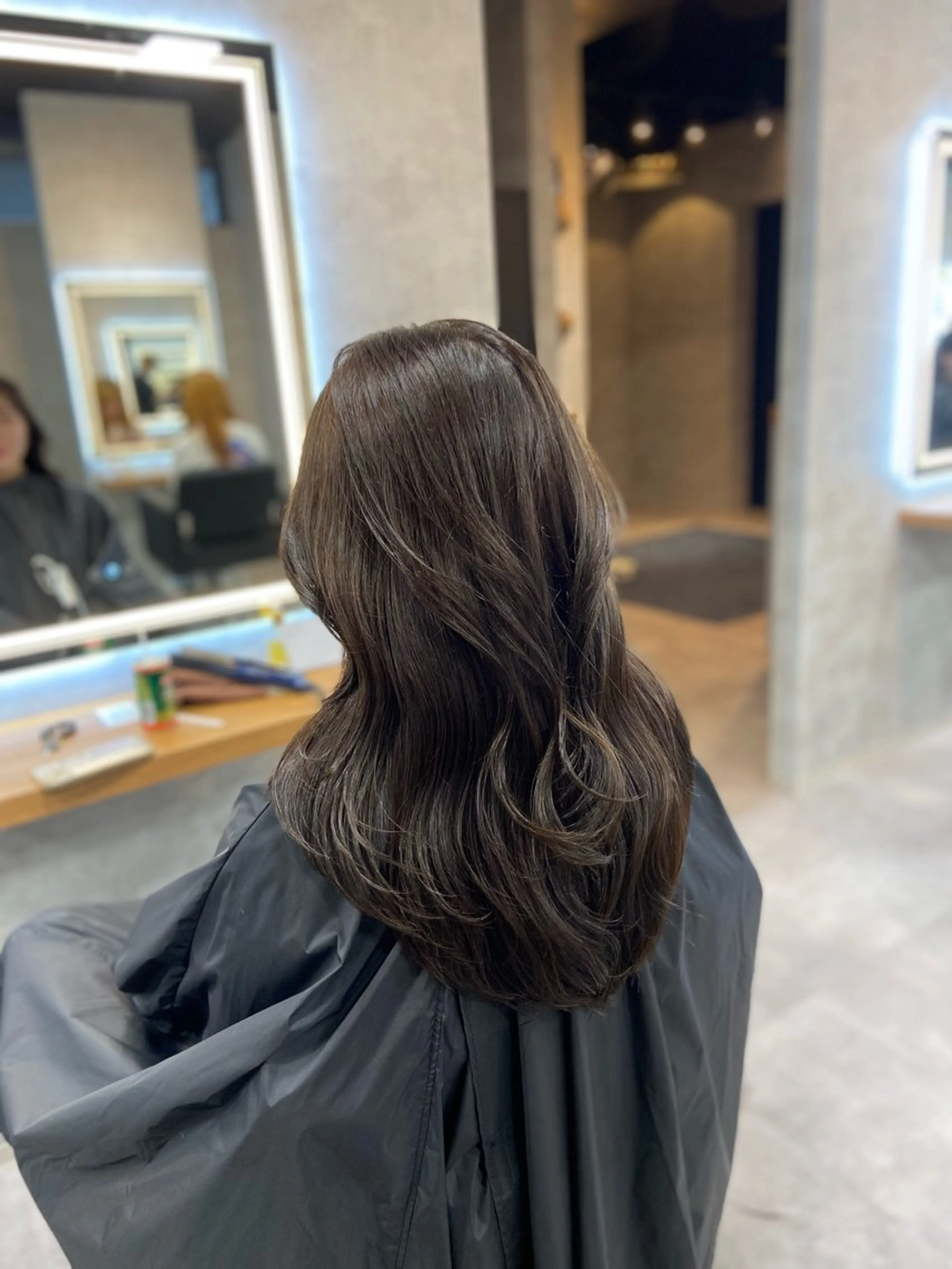 ロング カラー ヘアアレンジ カット ヘアカラー ヘアセット レイヤー×透明感カラ ーHAYATOのヘアスタイル