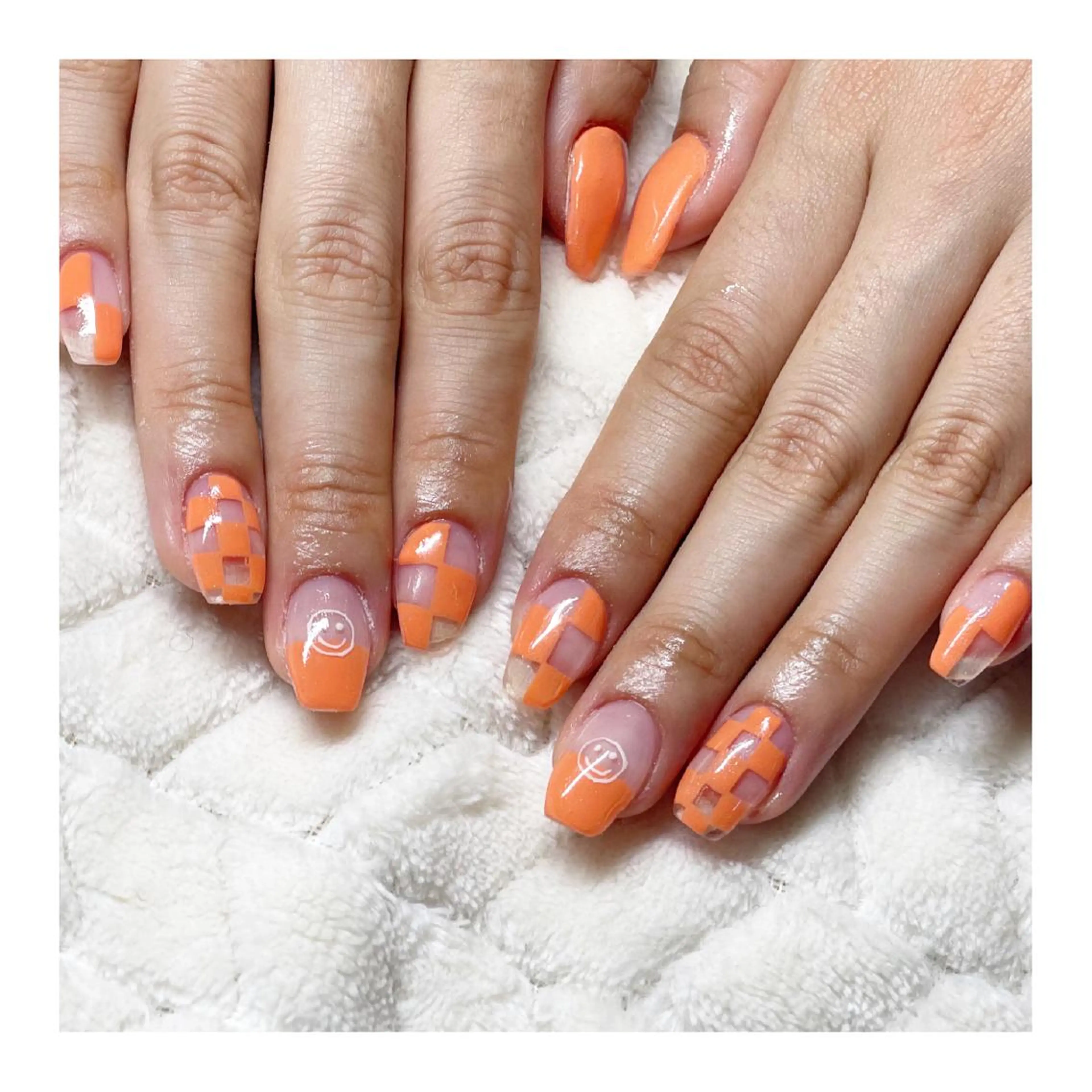 ネイル アートネイル ジェルネイル オレンジ 夏ネイル ハンドネイル LaLa Peach 福岡のマツエク・マツパデザイン