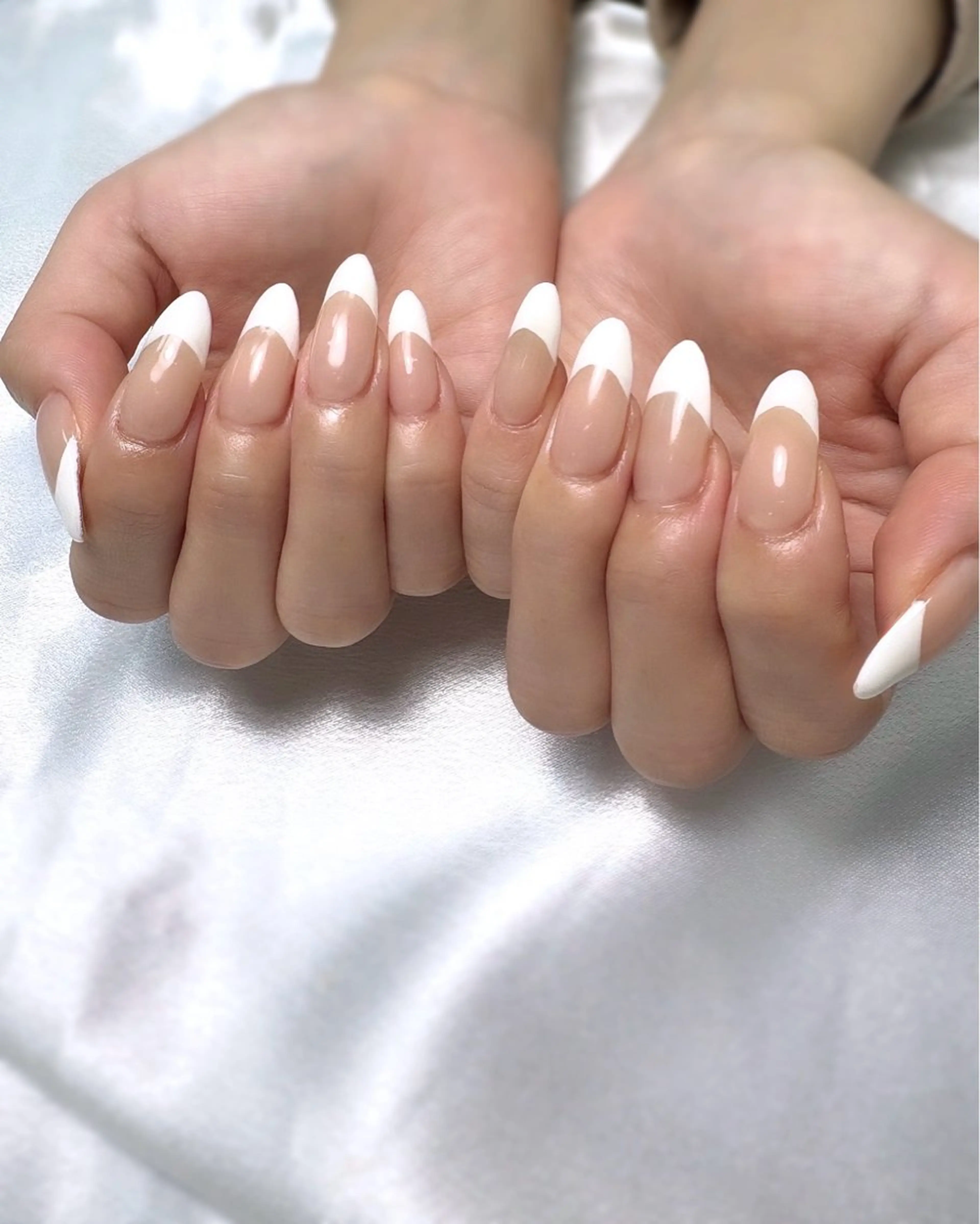 ネイル フレンチネイル ハンドネイル nailsalon Ecliaのネイルデザイン